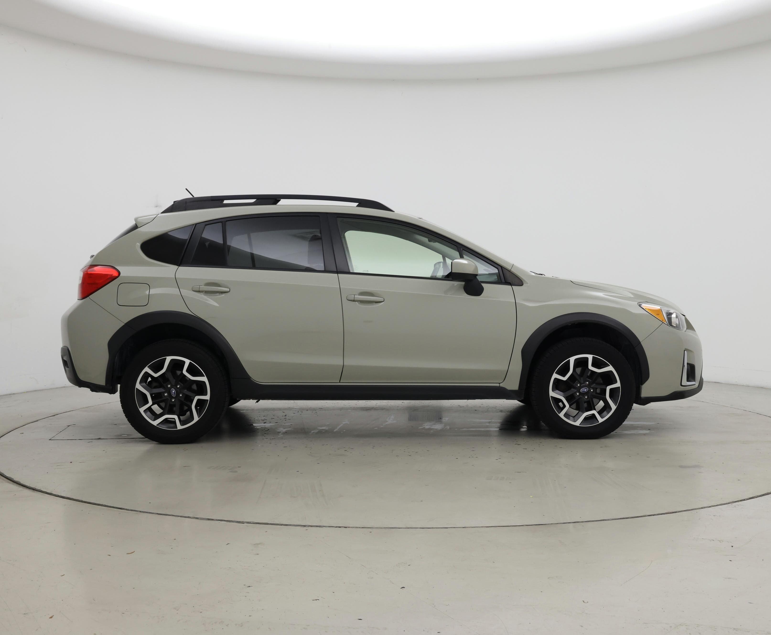 Thumbnail: 2017 Subaru Crosstrek - 7