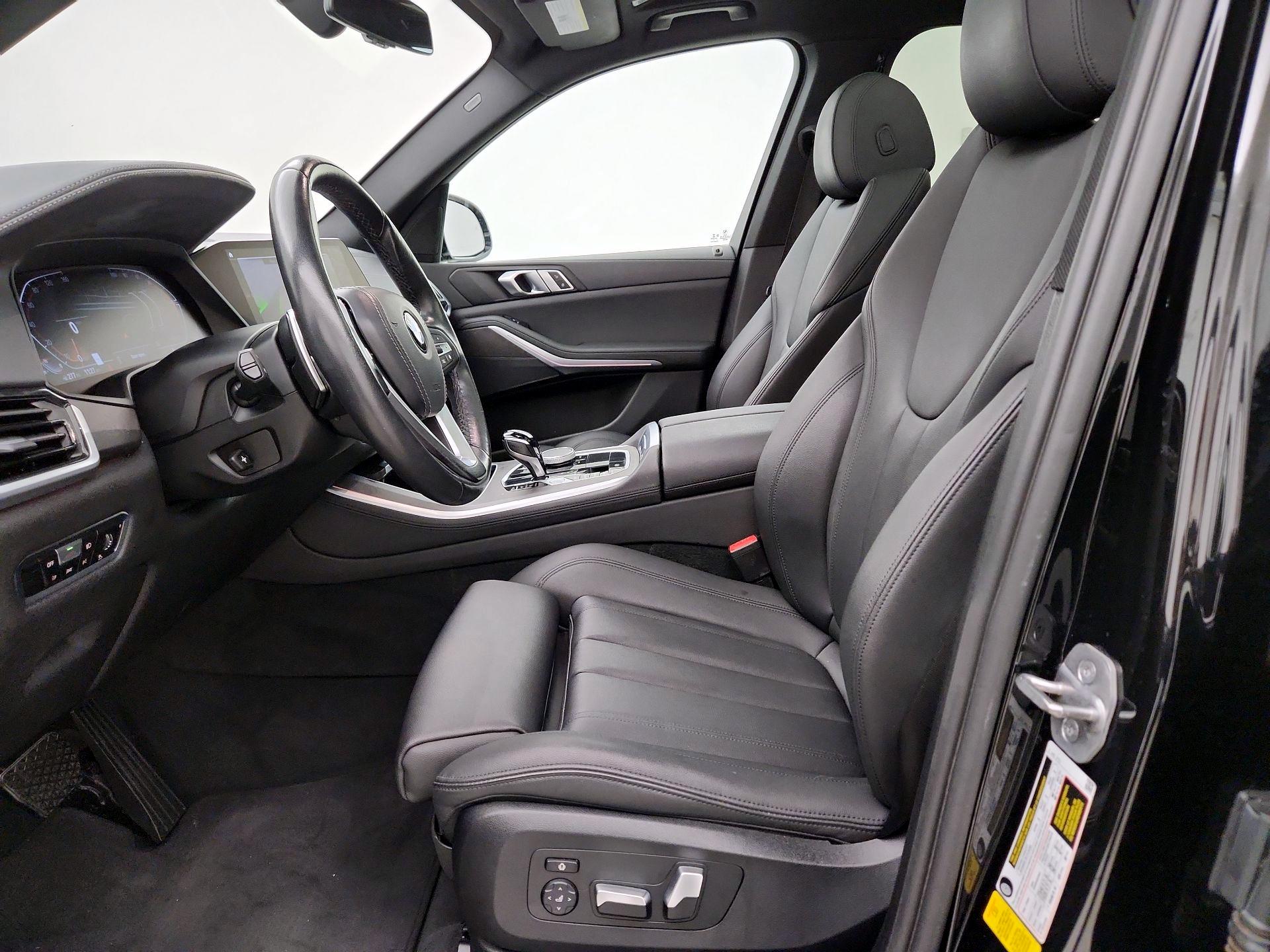 Thumbnail: 2022 BMW X5 - 11