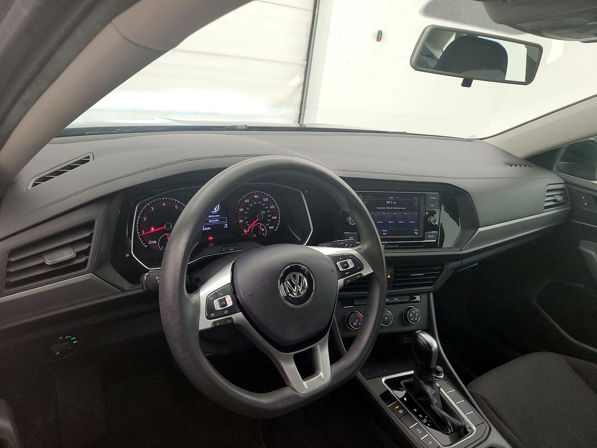 Thumbnail: 2019 Volkswagen Jetta - 9