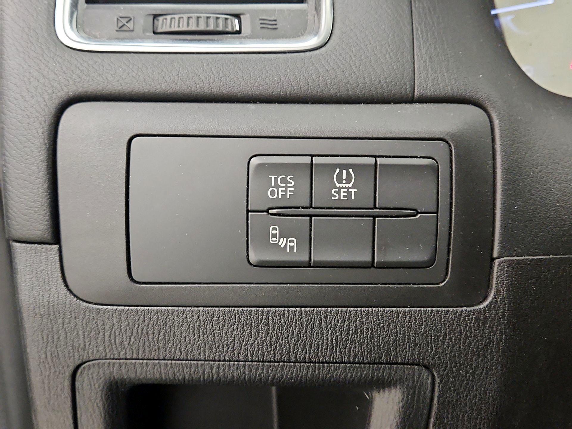 Thumbnail: 2016 Mazda CX-5 - 13