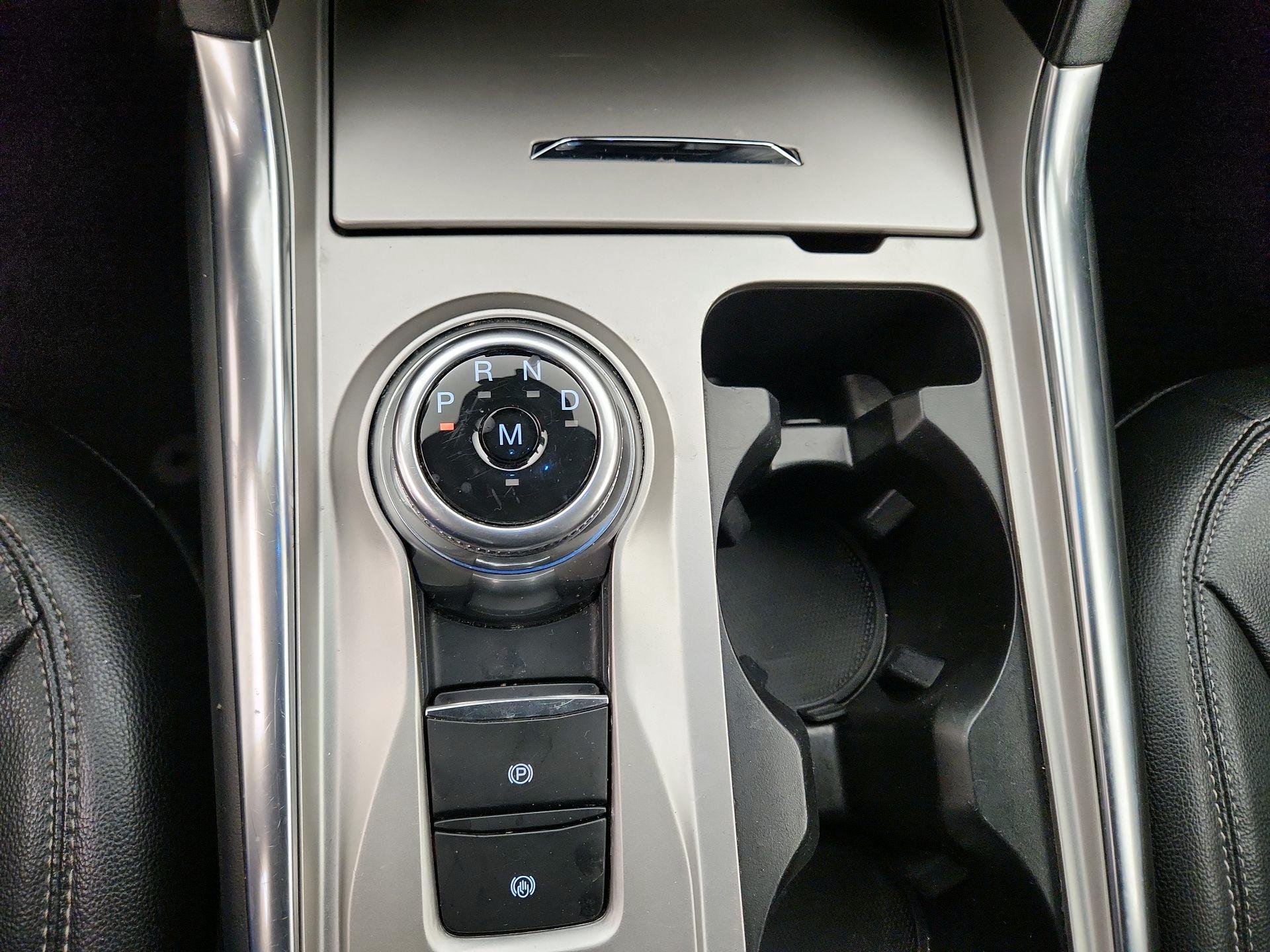 Thumbnail: 2020 Ford Explorer - 17