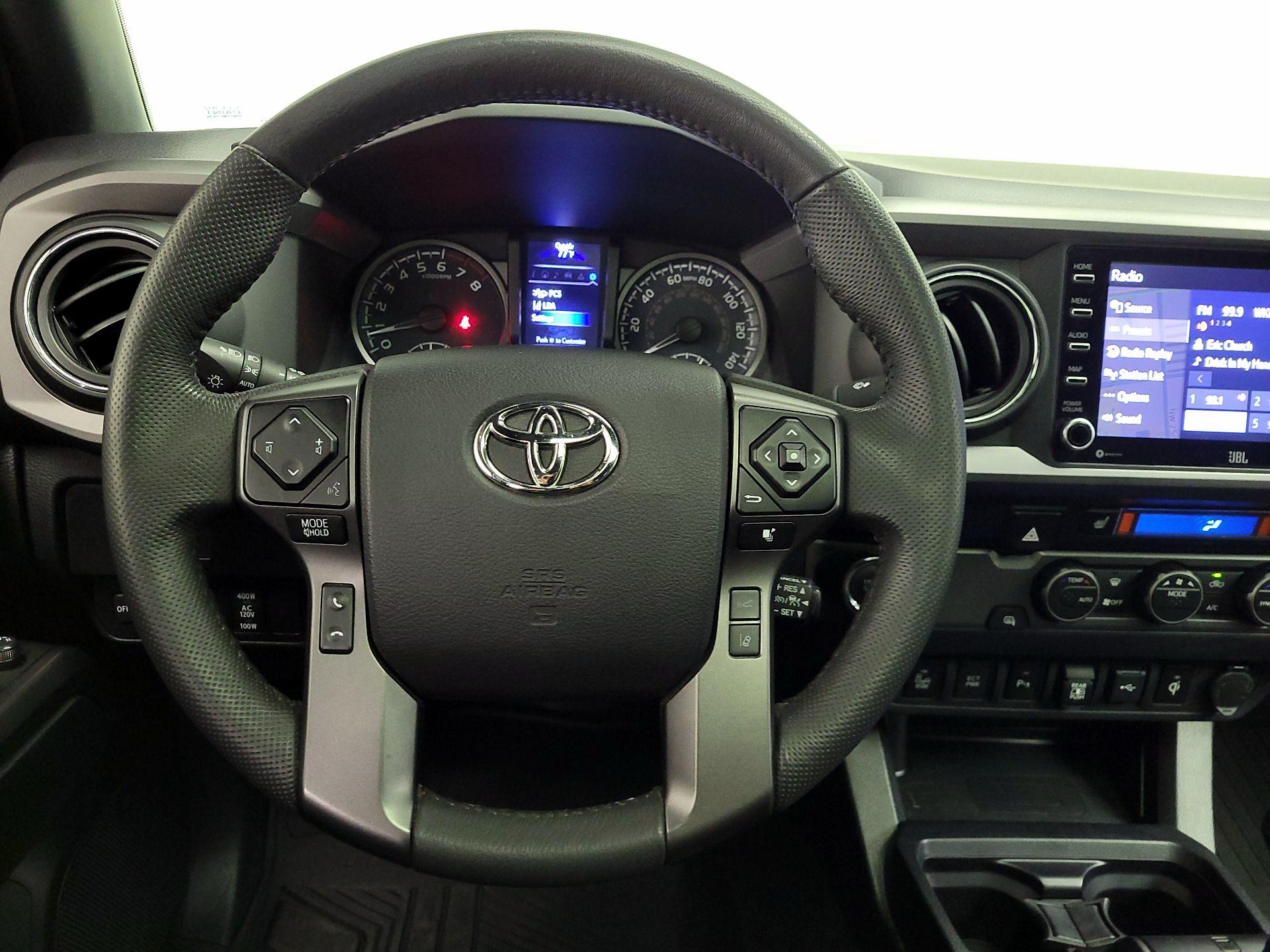 Thumbnail: 2022 Toyota Tacoma - 10