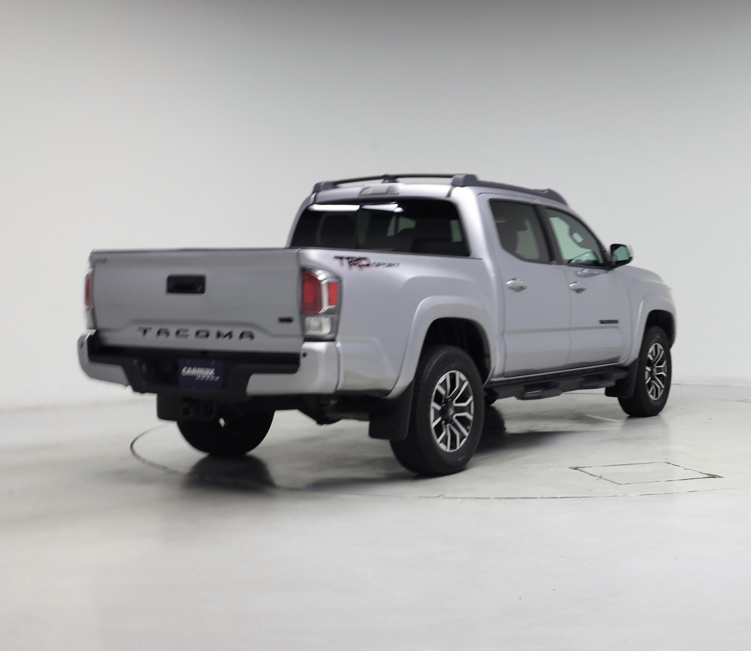 Thumbnail: 2022 Toyota Tacoma - 8