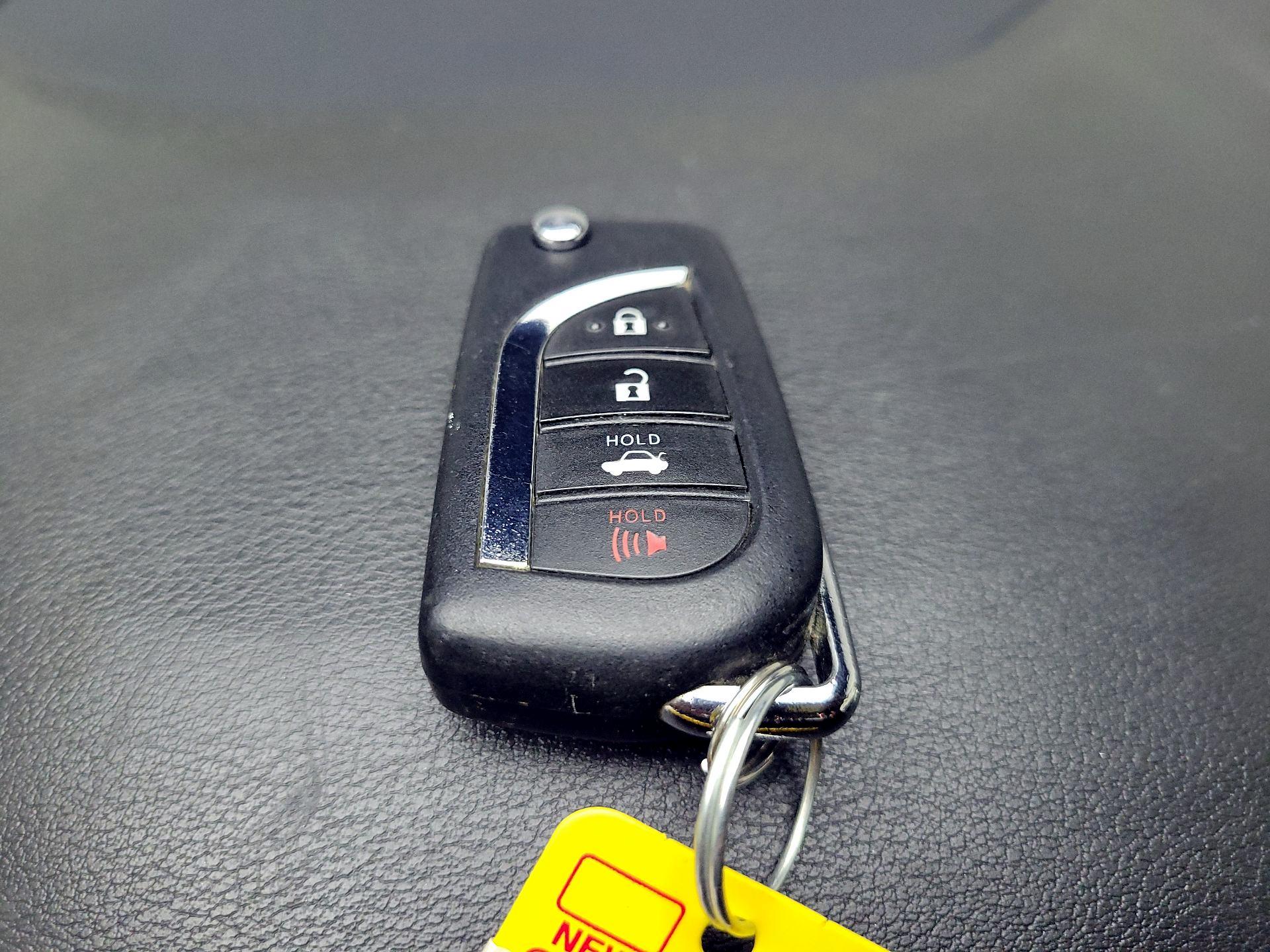 Thumbnail: 2020 Toyota Corolla - 20