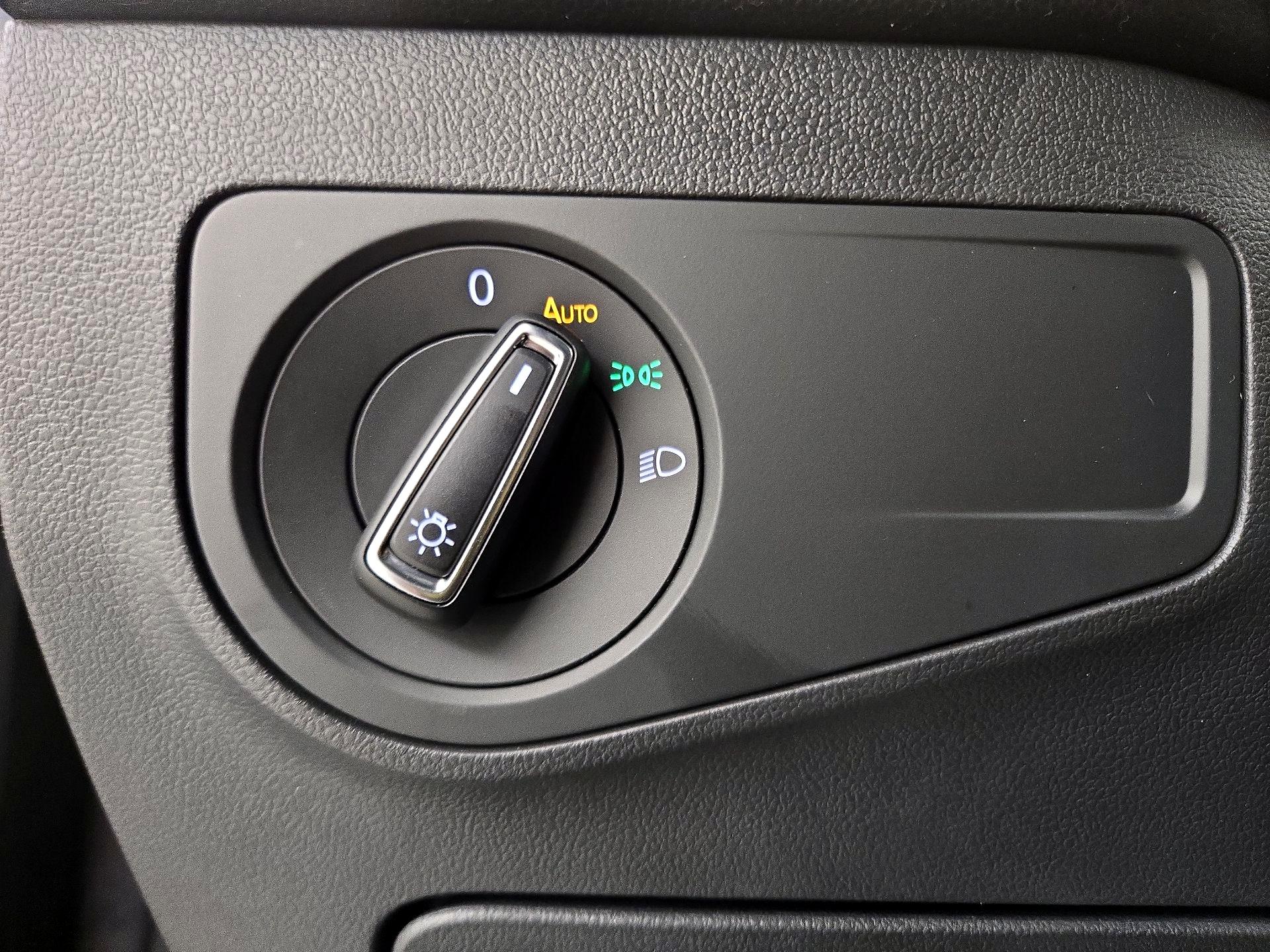 Thumbnail: 2024 Volkswagen Tiguan - 13