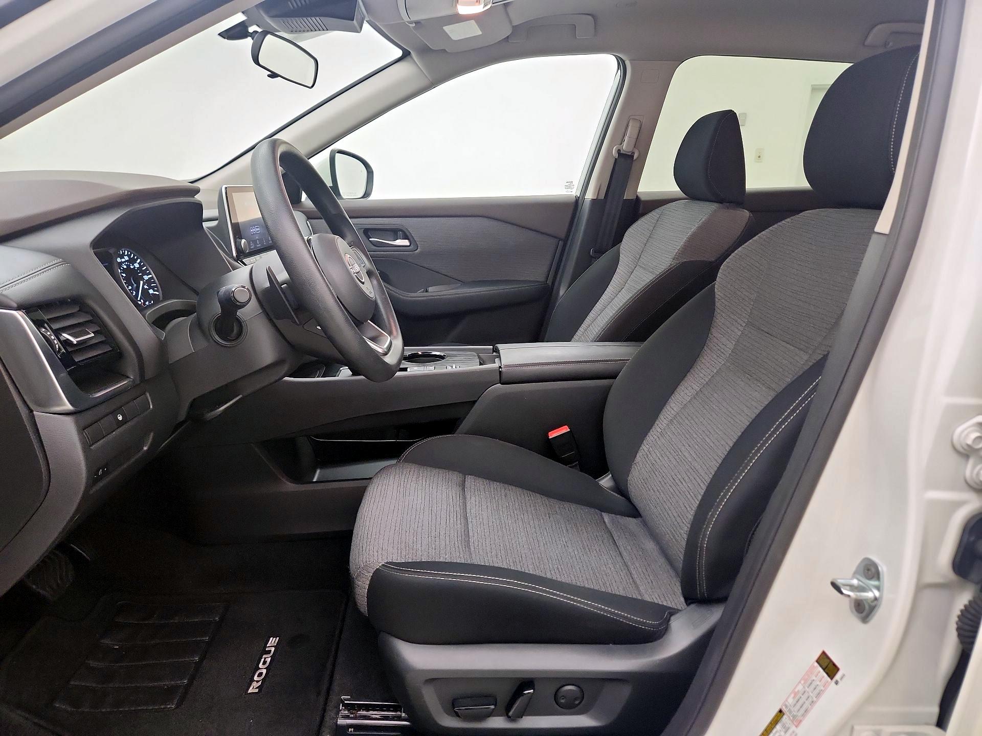 Thumbnail: 2023 Nissan Rogue - 11