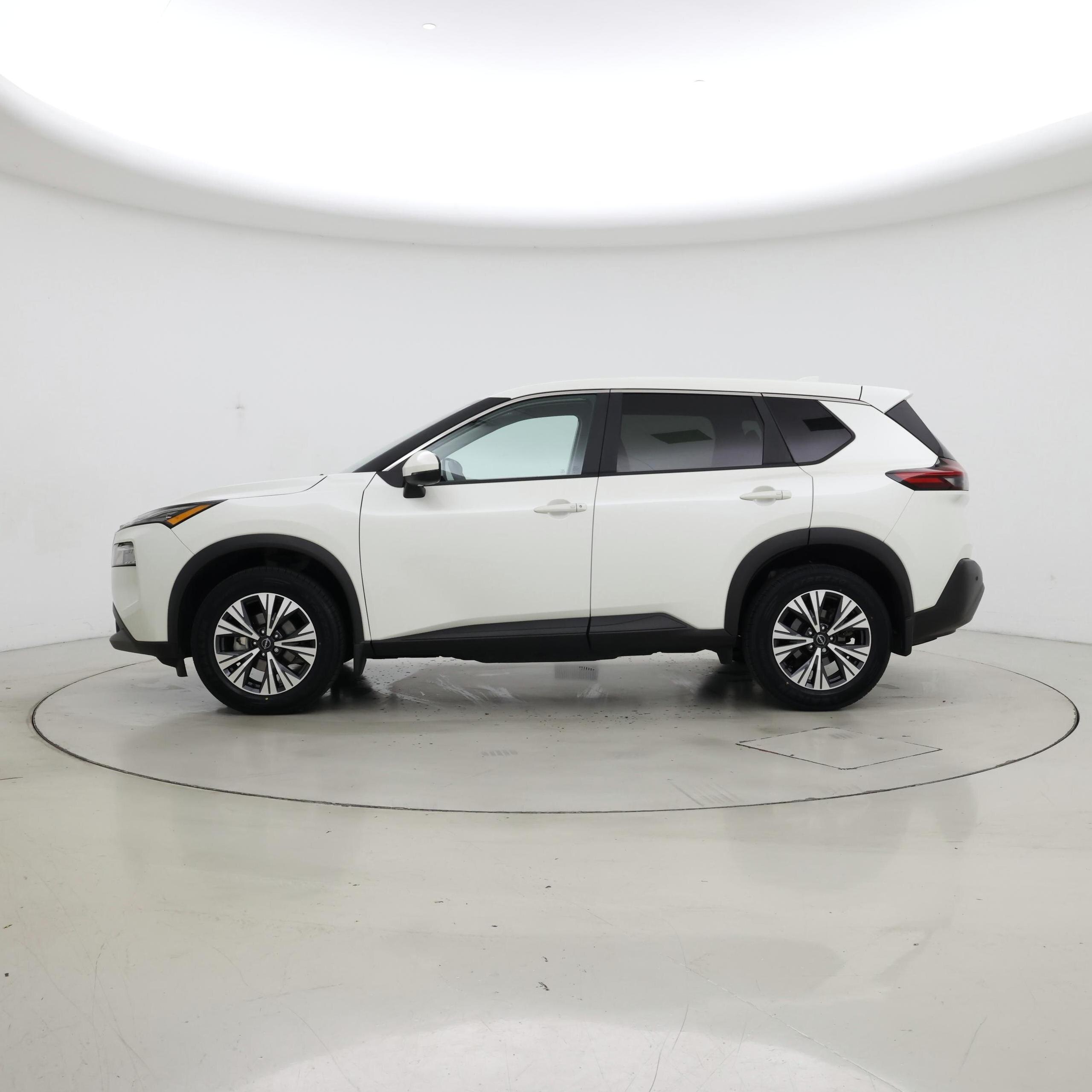 Thumbnail: 2023 Nissan Rogue - 3