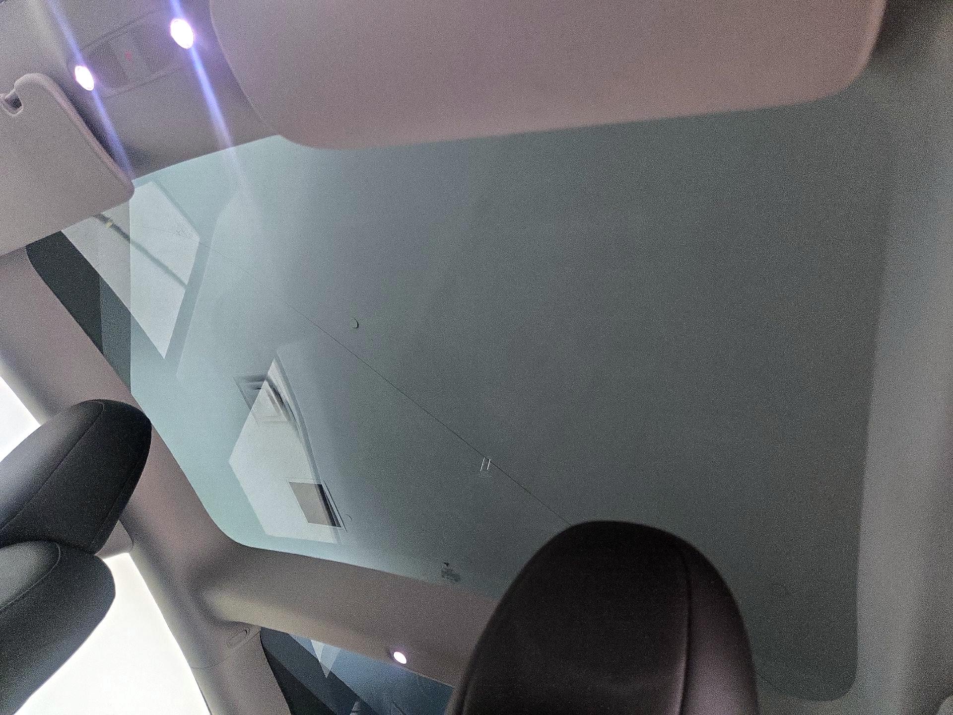 Thumbnail: 2023 Tesla Model 3 - 19