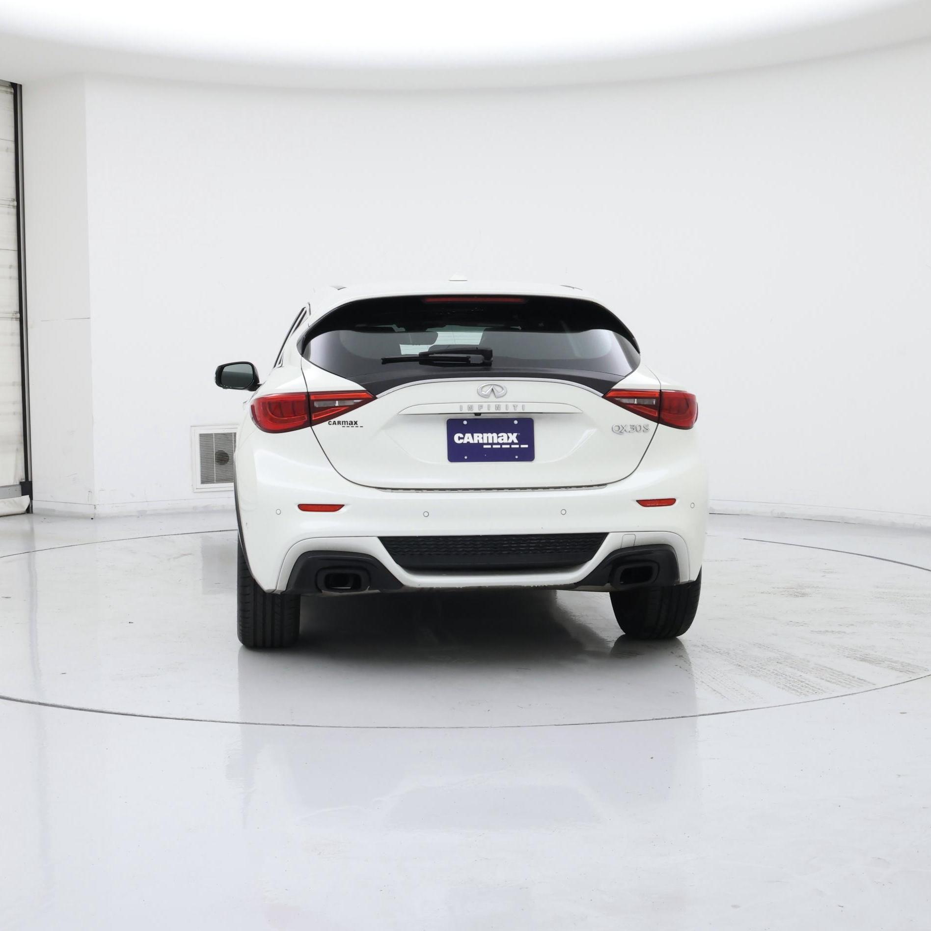 Thumbnail: 2018 INFINITI QX30 - 6