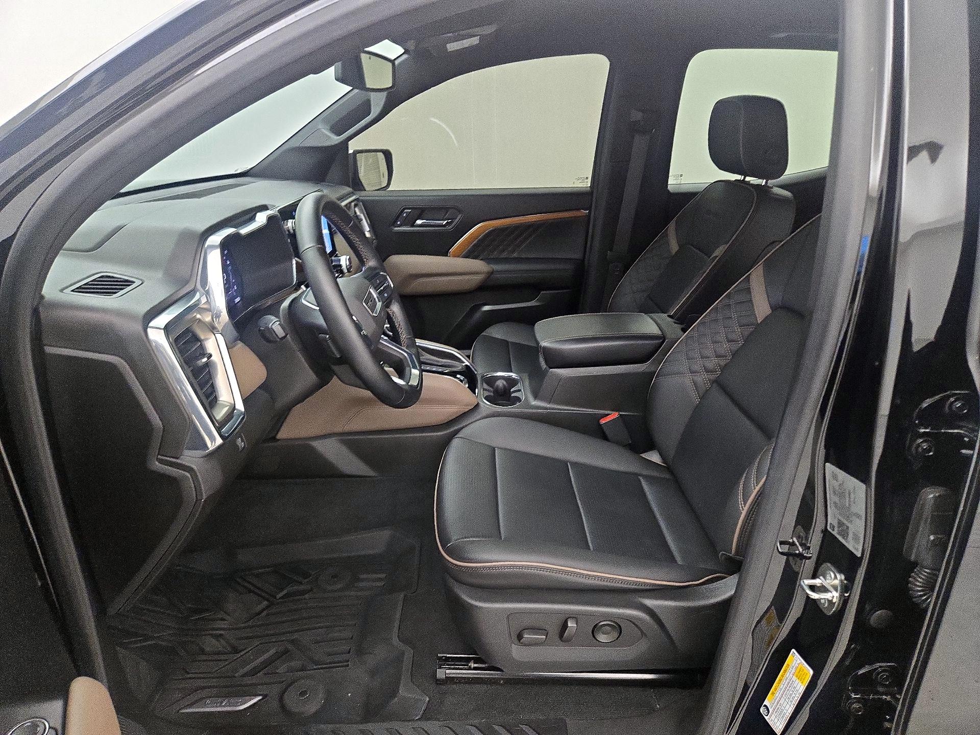 Thumbnail: 2023 GMC Canyon - 11