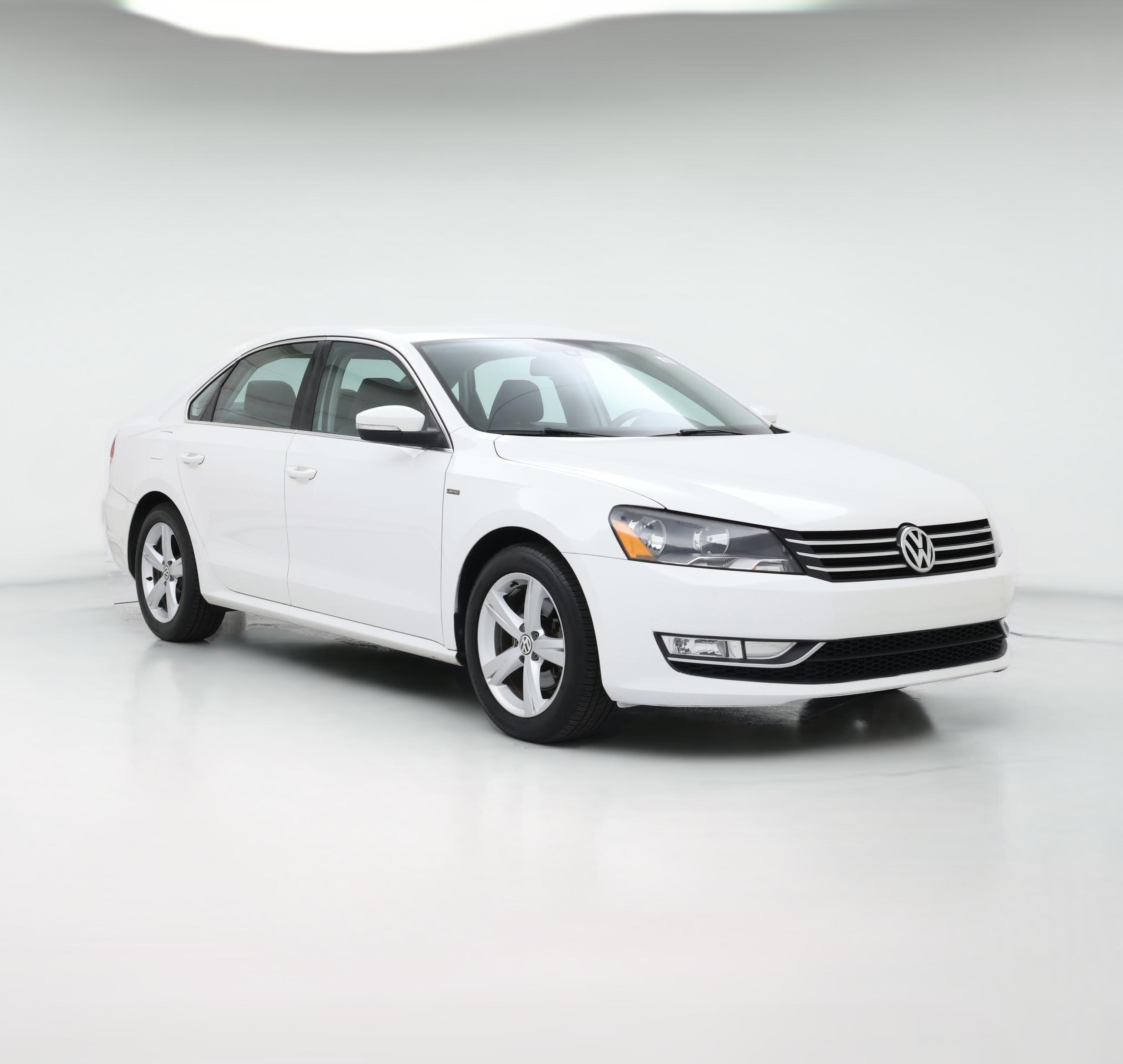 Thumbnail: 2015 Volkswagen Passat - 1