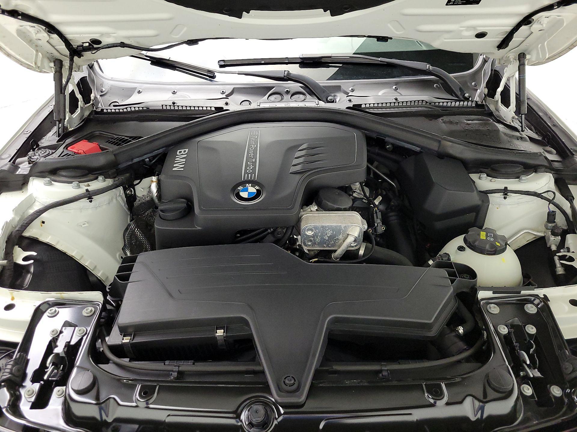 Thumbnail: 2016 BMW 3 Series - 20