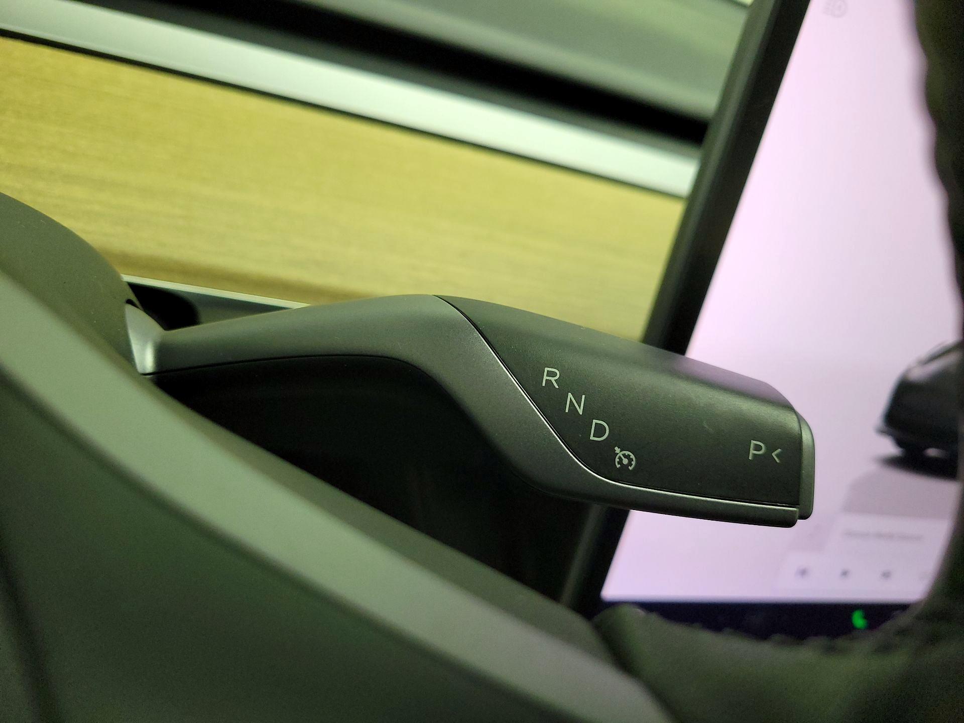 Thumbnail: 2022 Tesla Model 3 - 17