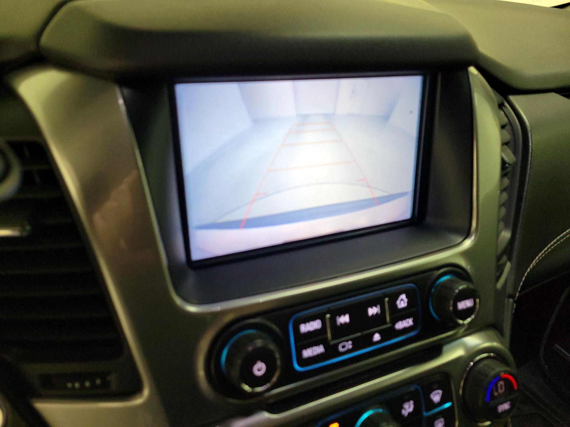 Thumbnail: 2020 Chevrolet Tahoe - 15