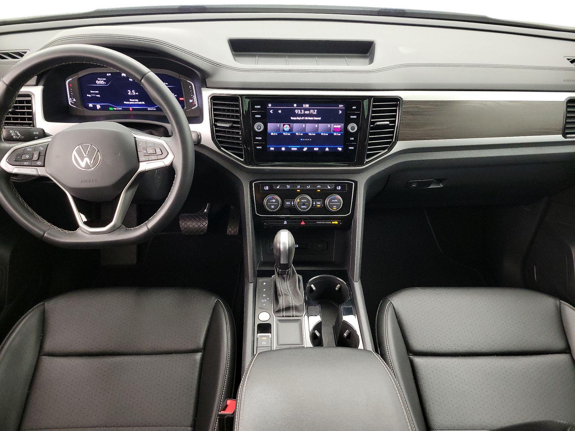 Thumbnail: 2023 Volkswagen Atlas - 9