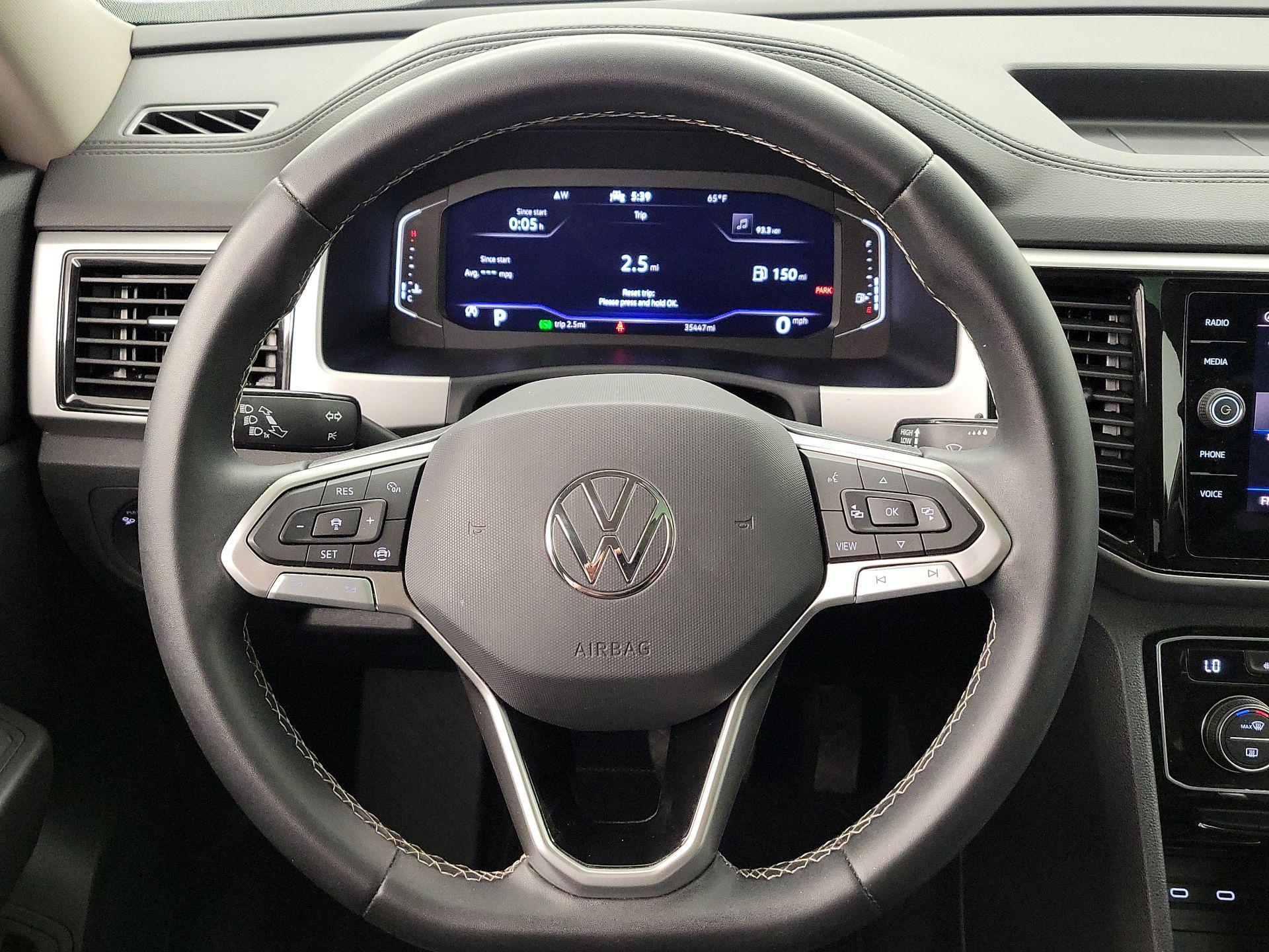 Thumbnail: 2023 Volkswagen Atlas - 10