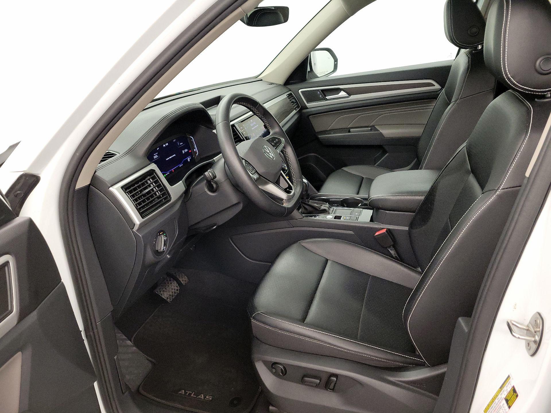 Thumbnail: 2023 Volkswagen Atlas - 11