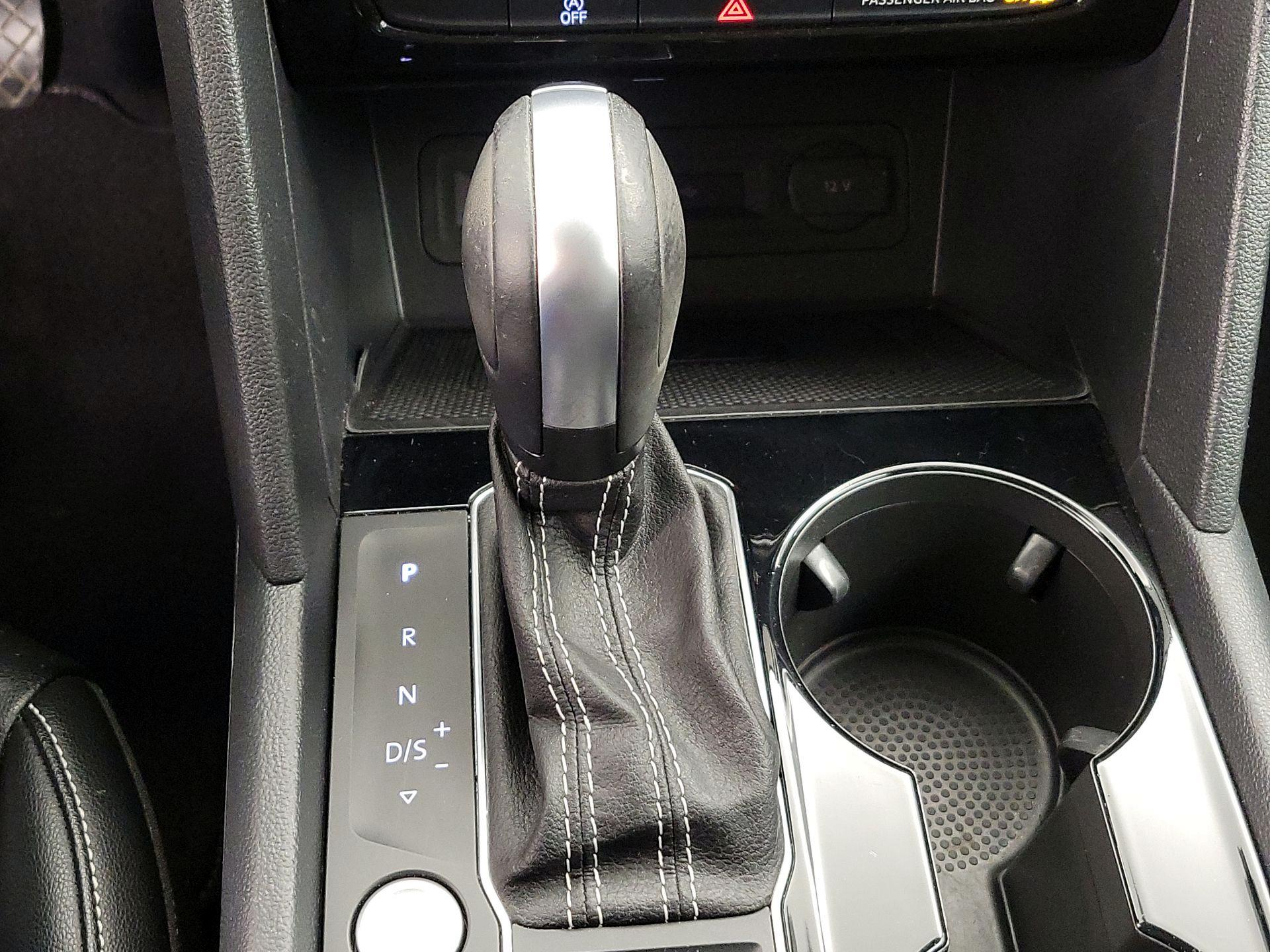 Thumbnail: 2023 Volkswagen Atlas - 17