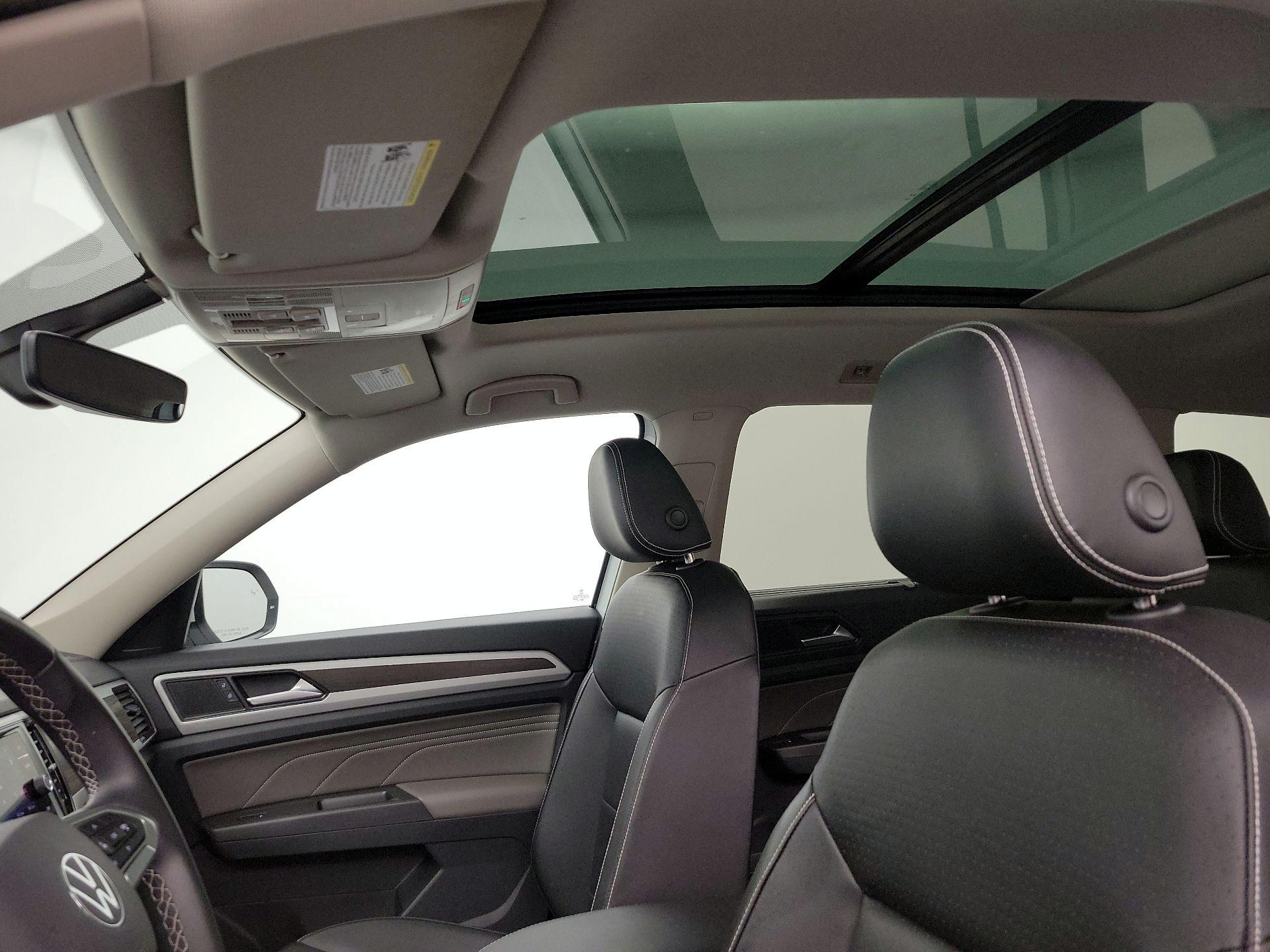 Thumbnail: 2023 Volkswagen Atlas - 19