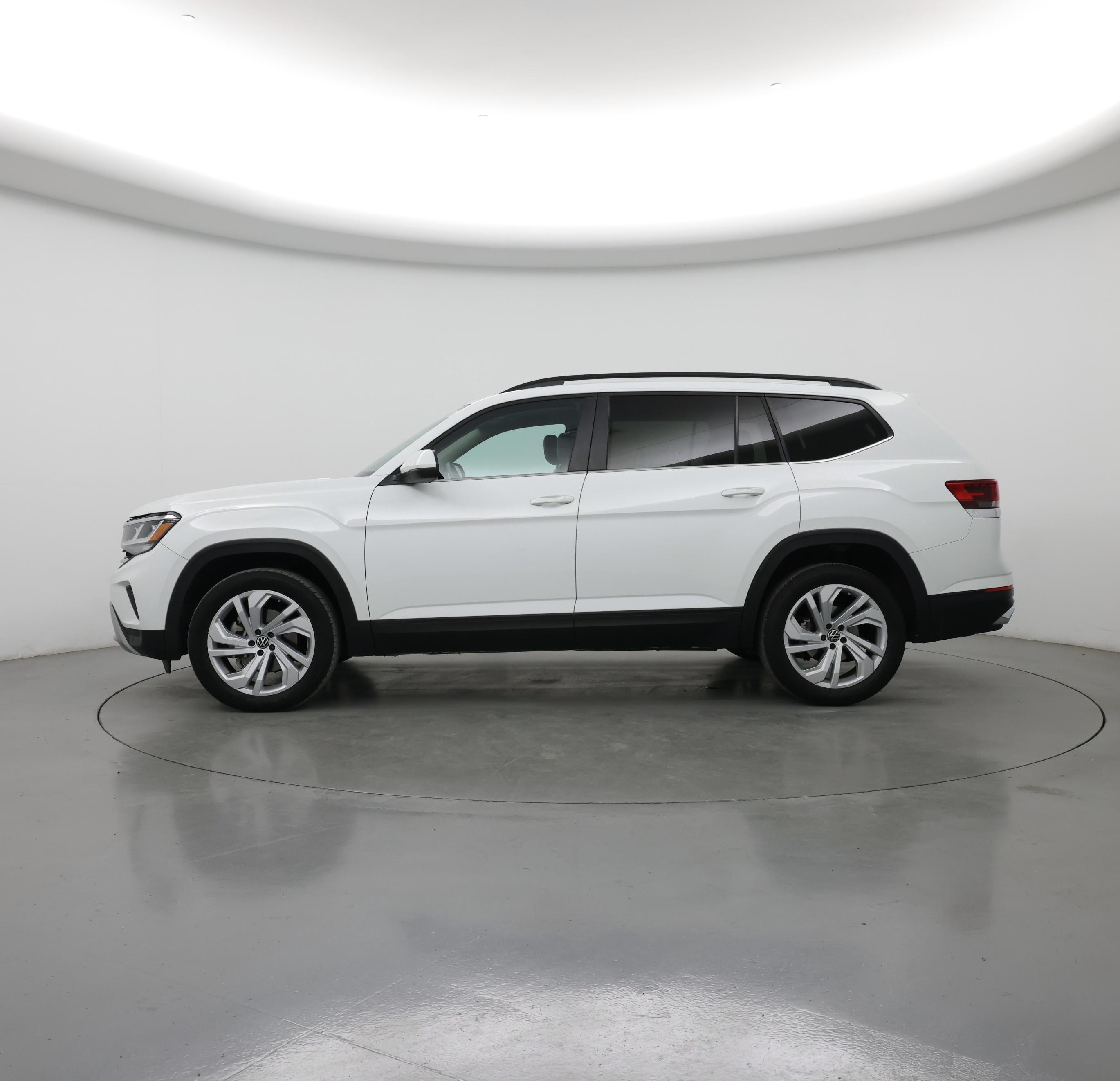 Thumbnail: 2023 Volkswagen Atlas - 3