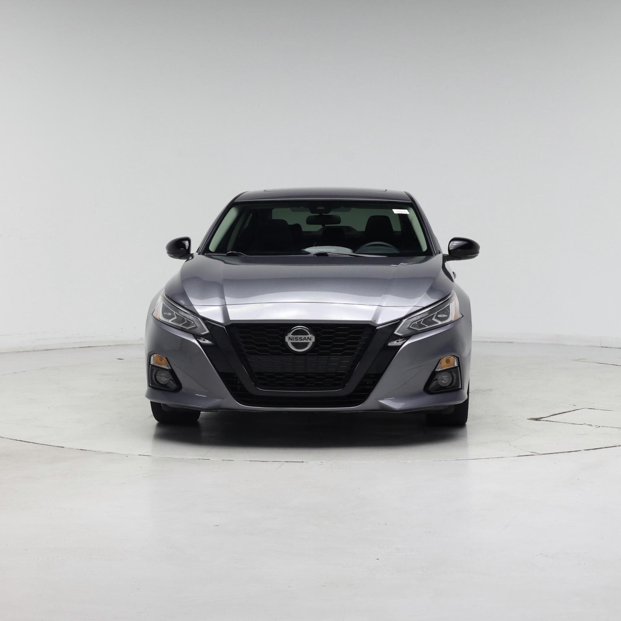 Thumbnail: 2022 Nissan Altima - 5
