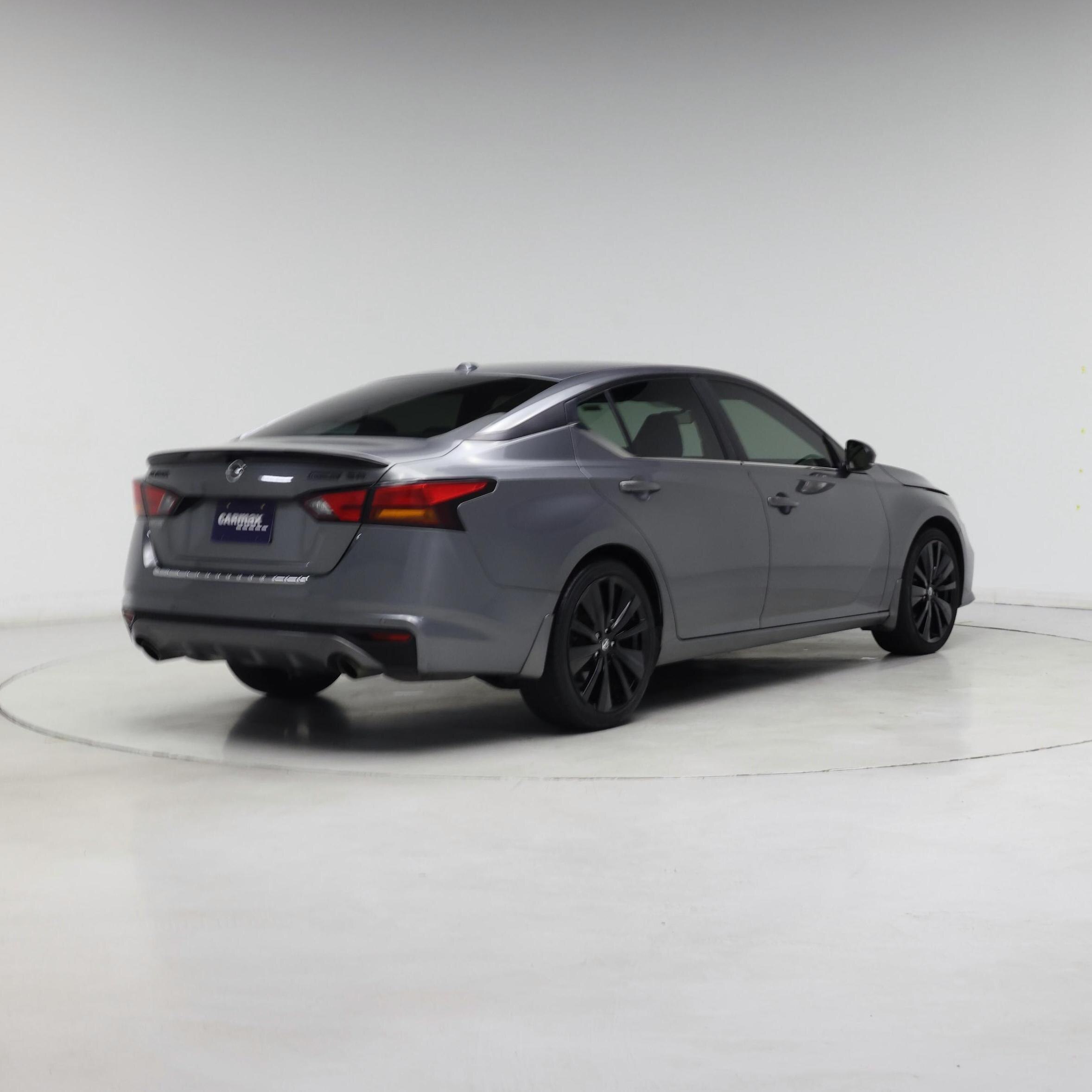 Thumbnail: 2022 Nissan Altima - 8