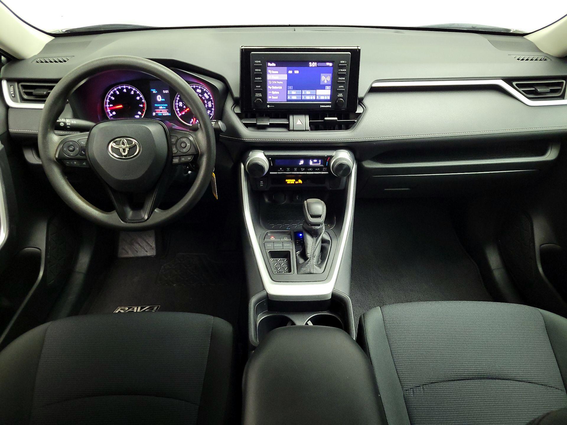 Thumbnail: 2021 Toyota RAV4 - 9