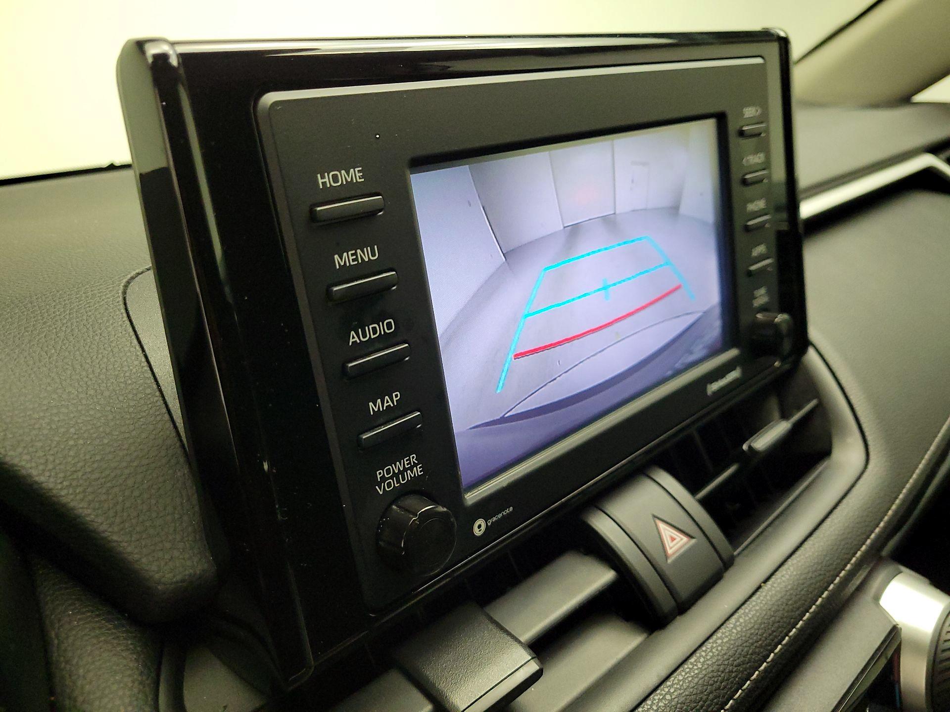 Thumbnail: 2021 Toyota RAV4 - 14