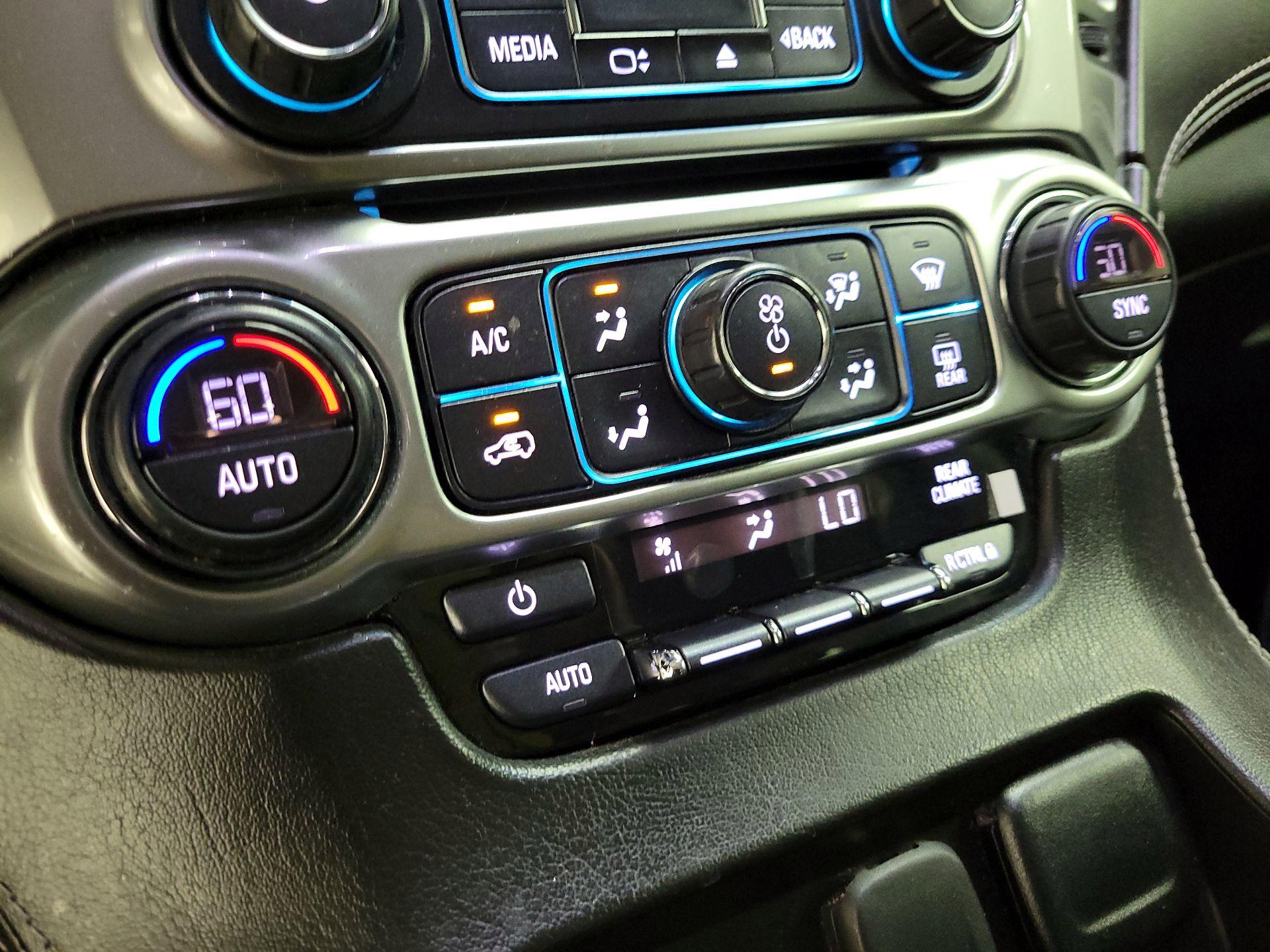 Thumbnail: 2019 Chevrolet Tahoe - 16