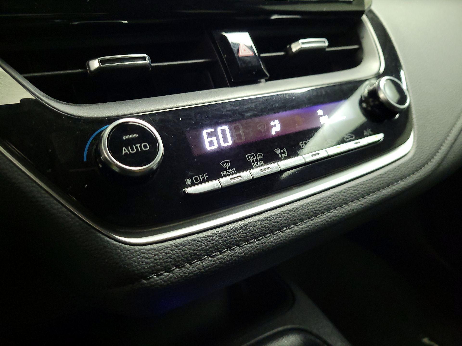 Thumbnail: 2022 Toyota Corolla - 16