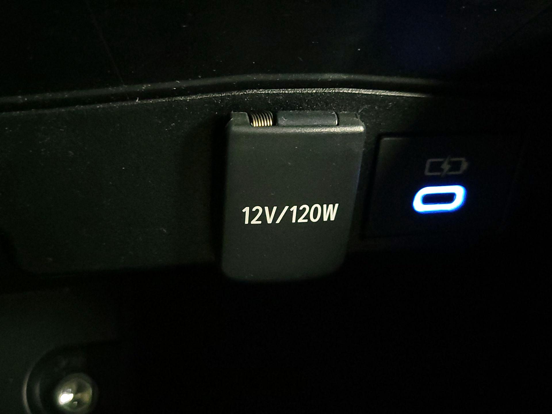 Thumbnail: 2022 Toyota Corolla - 18