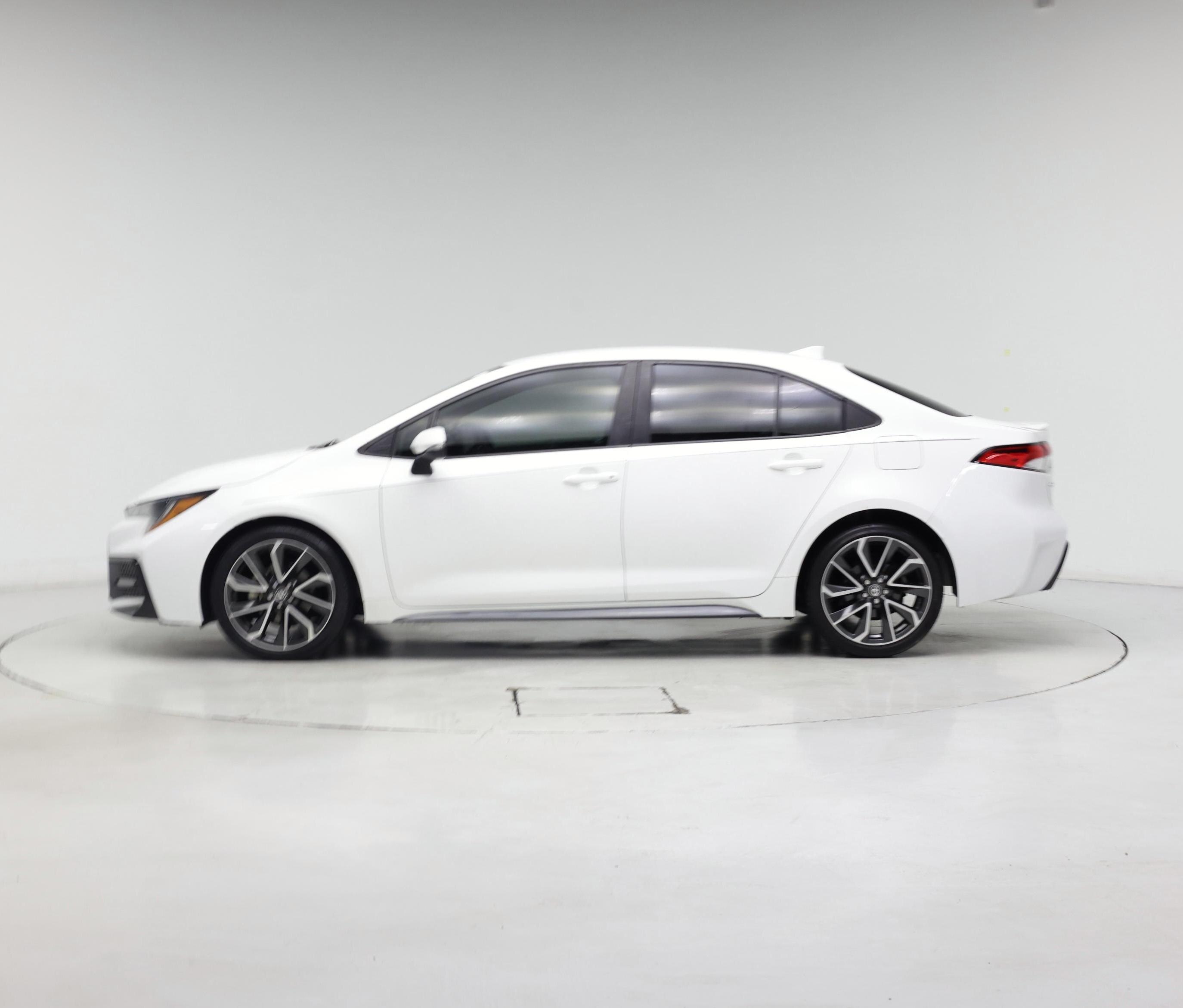 Thumbnail: 2022 Toyota Corolla - 3