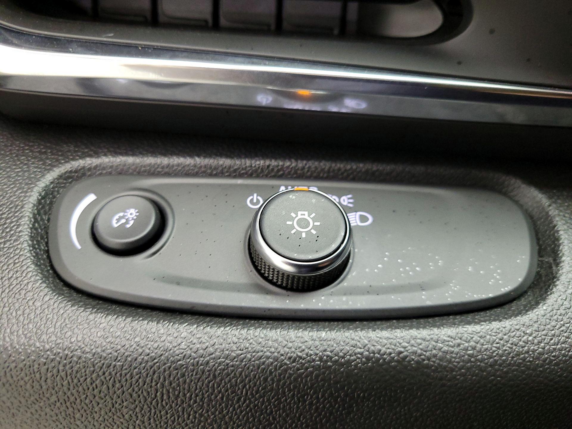 Thumbnail: 2024 Buick Envista - 13