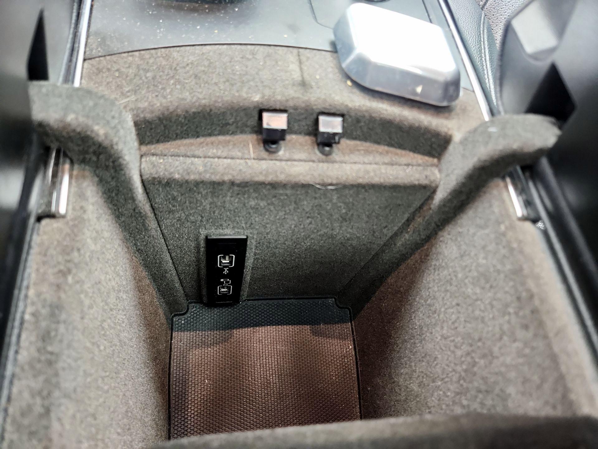 Thumbnail: 2016 Mercedes-Benz GLE - 19