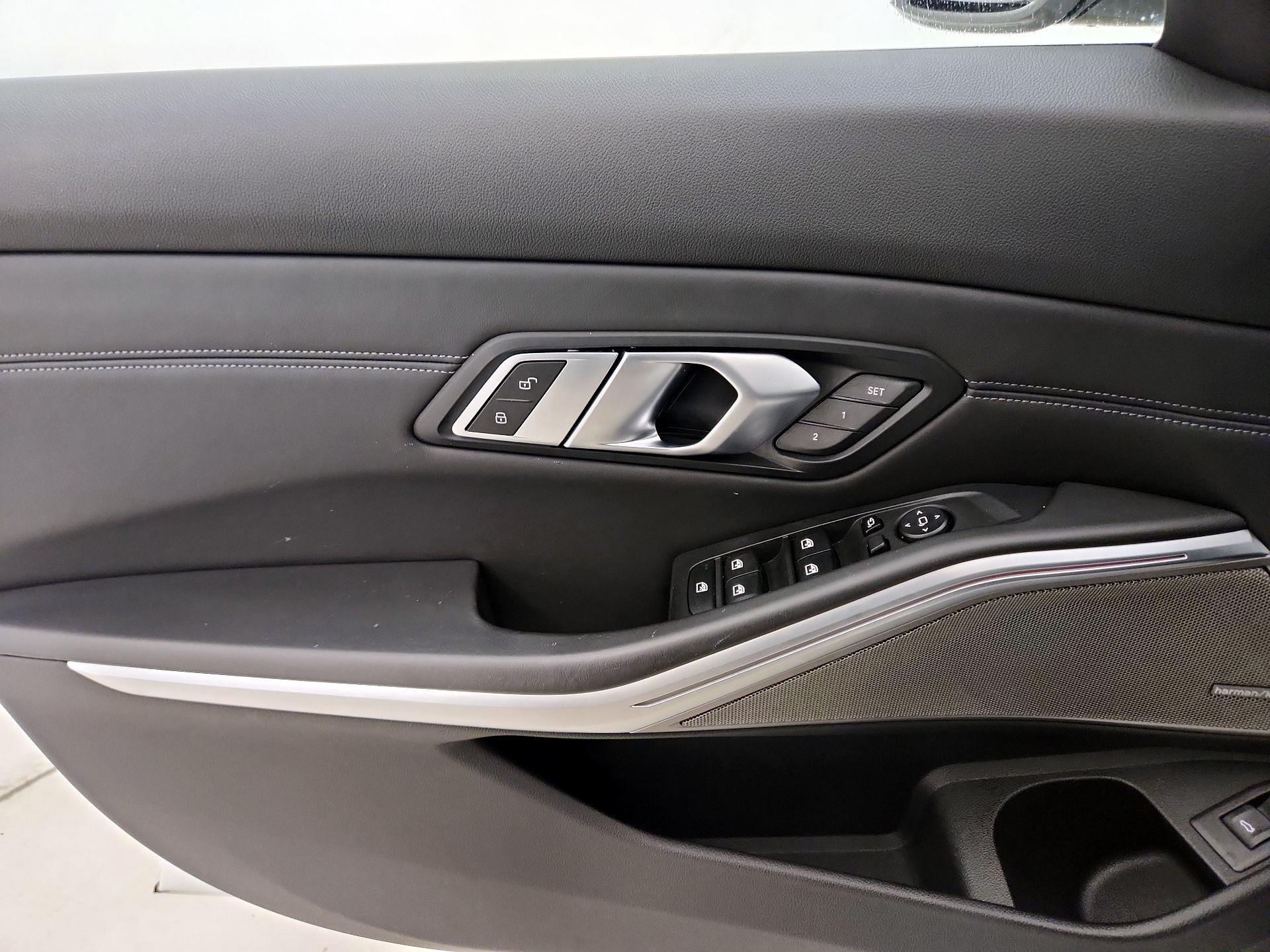 Thumbnail: 2022 BMW M3 - 12