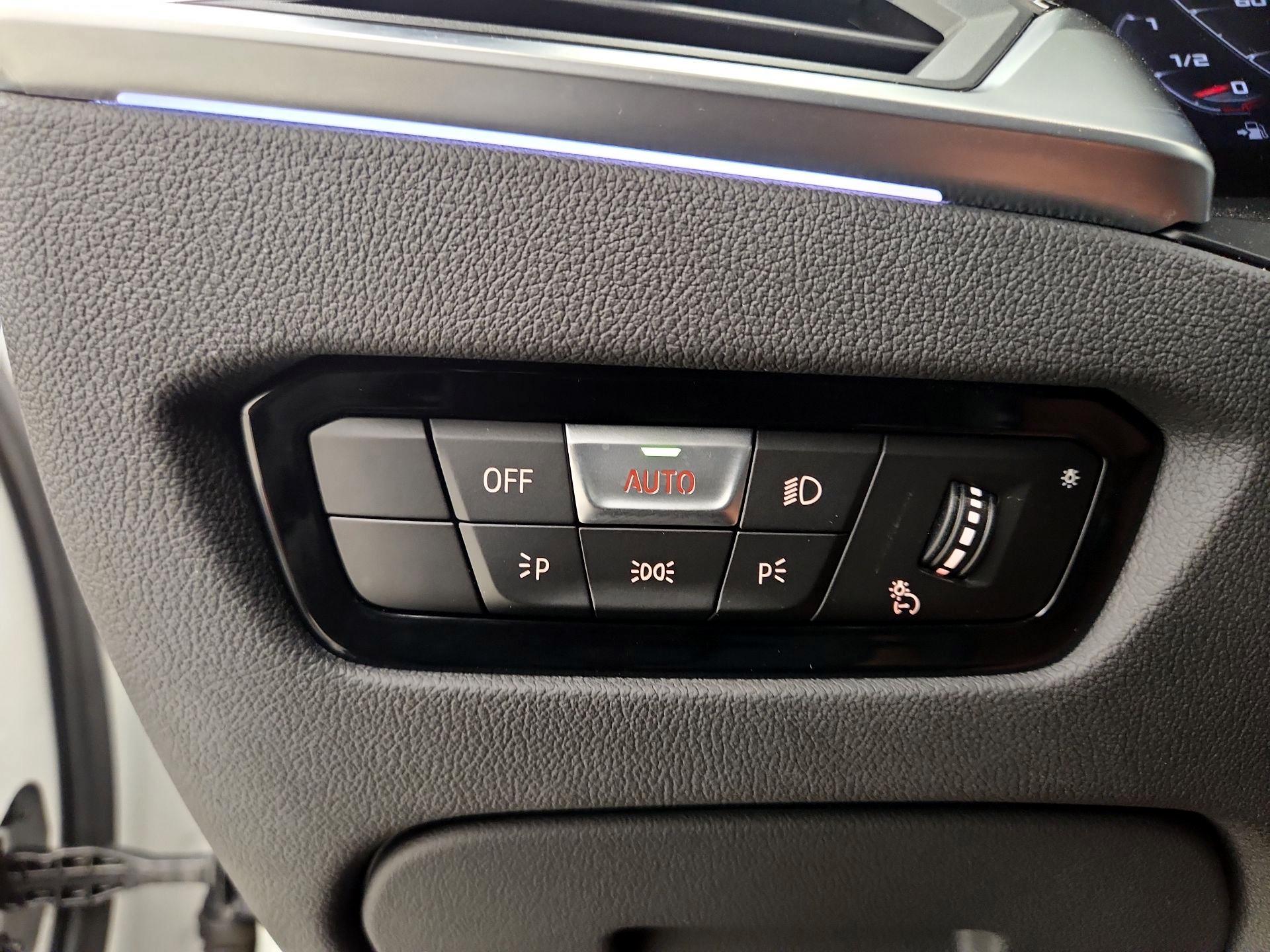 Thumbnail: 2022 BMW M3 - 13