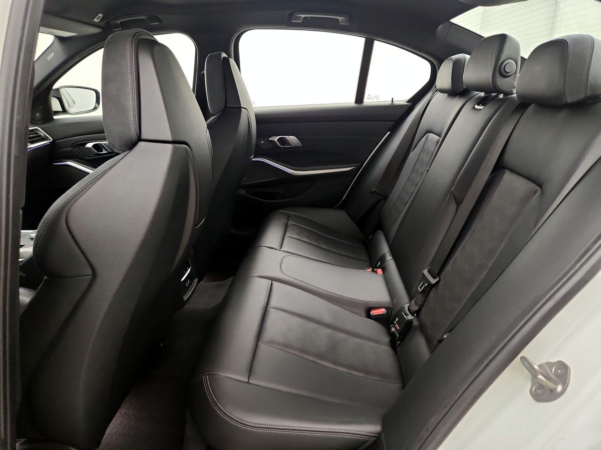 Thumbnail: 2022 BMW M3 - 20