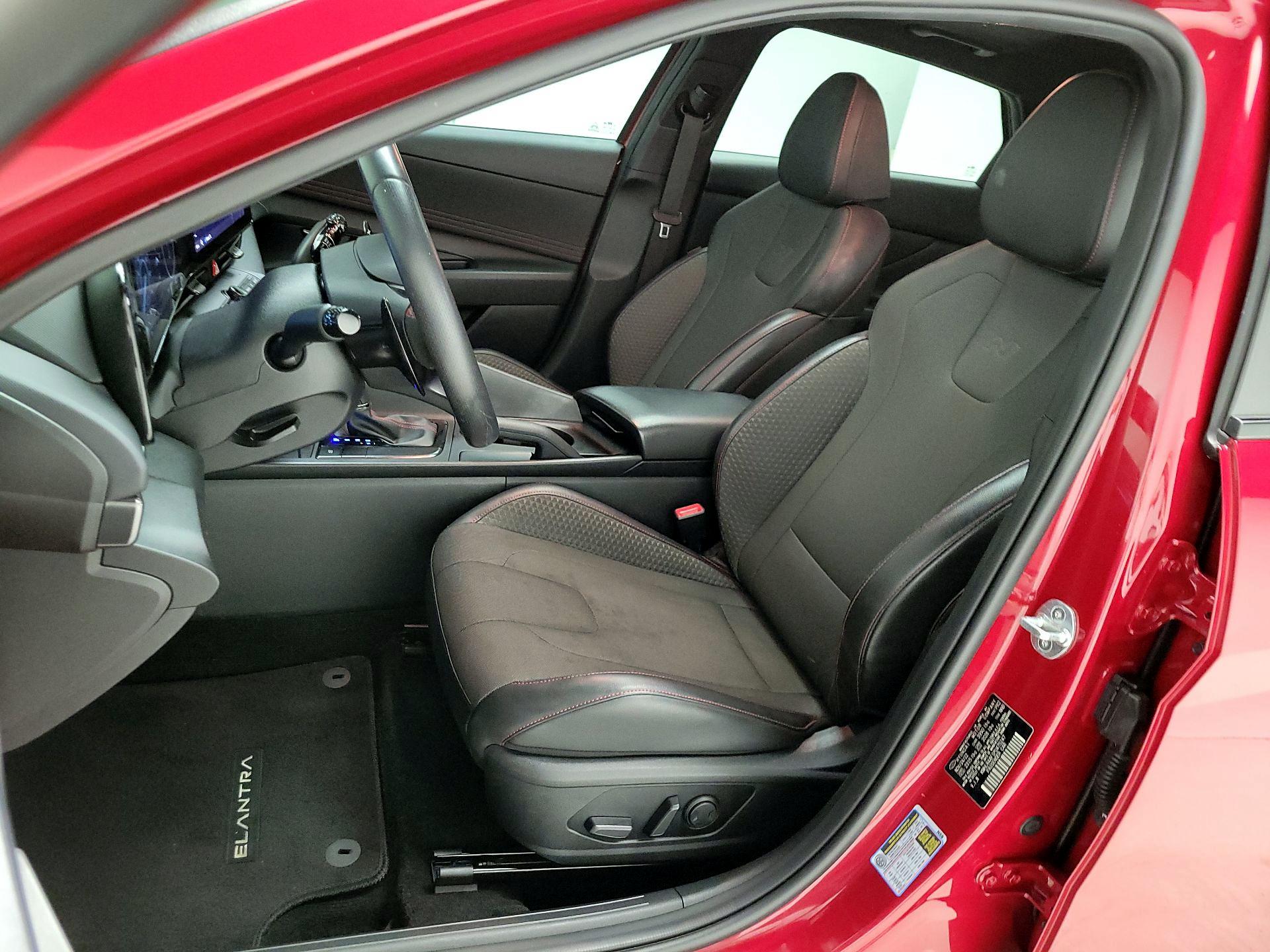 Thumbnail: 2023 Hyundai Elantra - 11