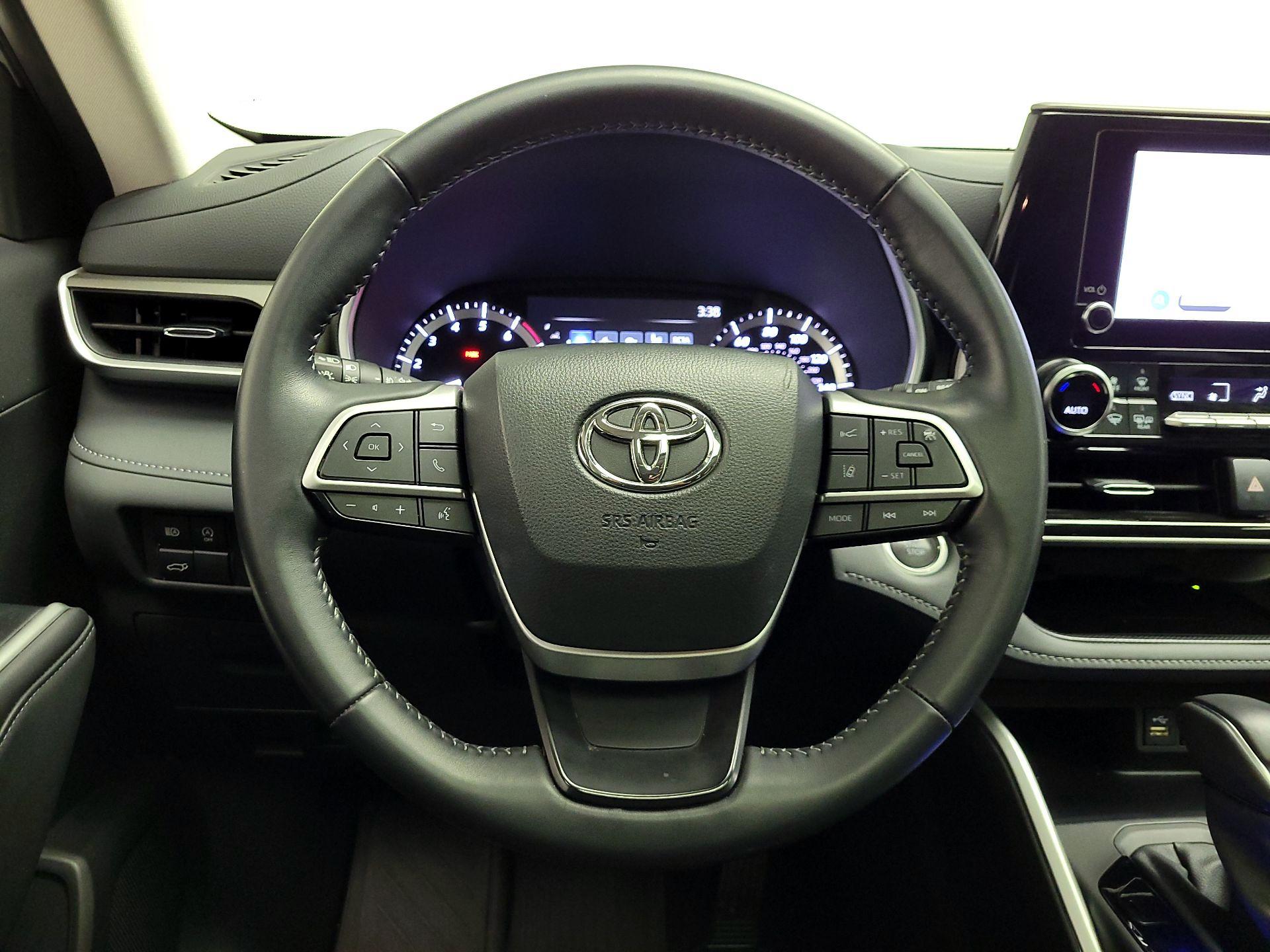 Thumbnail: 2025 Toyota Highlander - 10