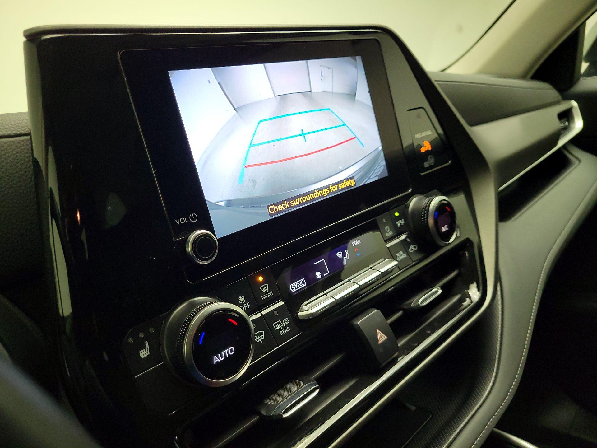 Thumbnail: 2025 Toyota Highlander - 15