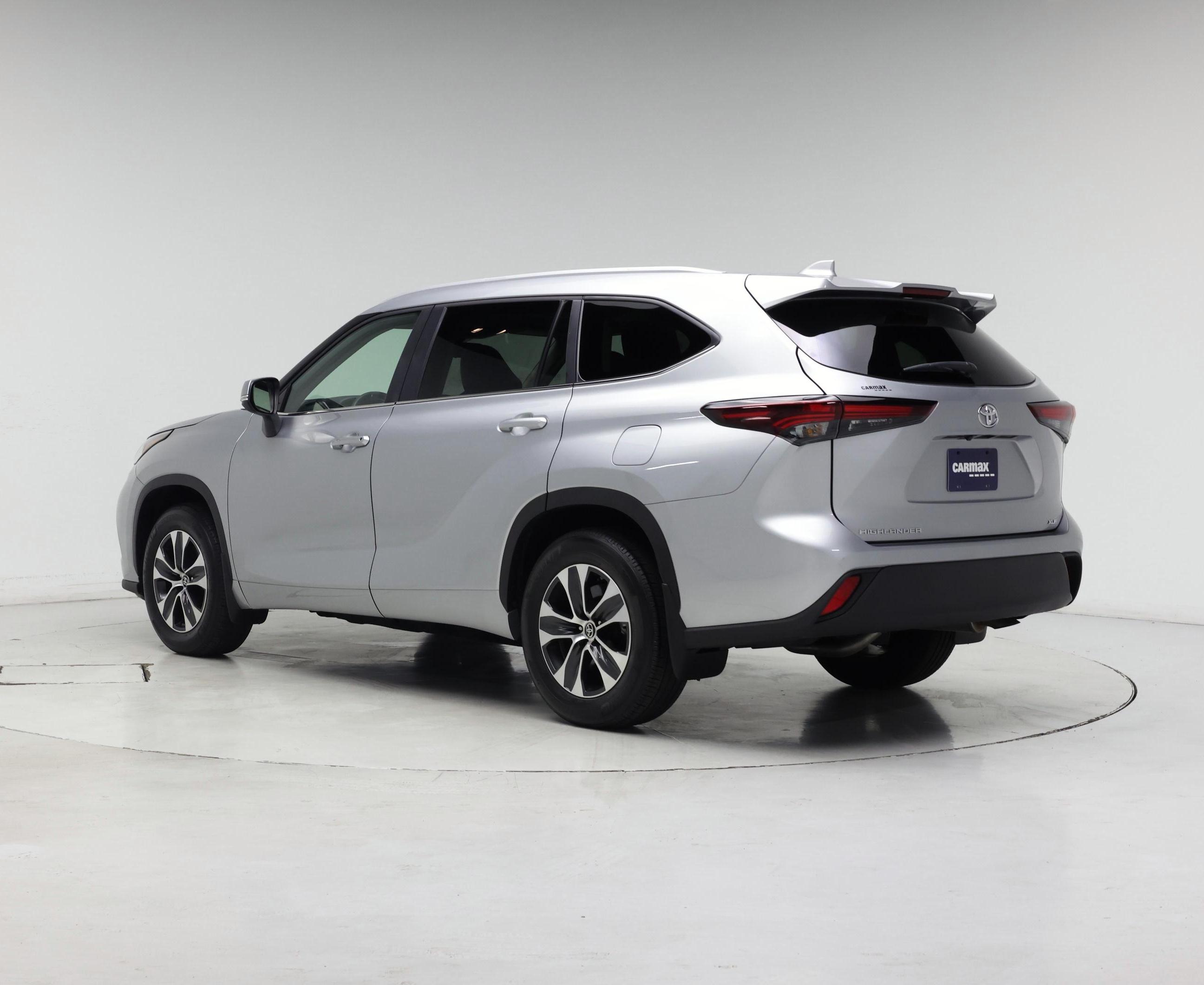 Thumbnail: 2025 Toyota Highlander - 2