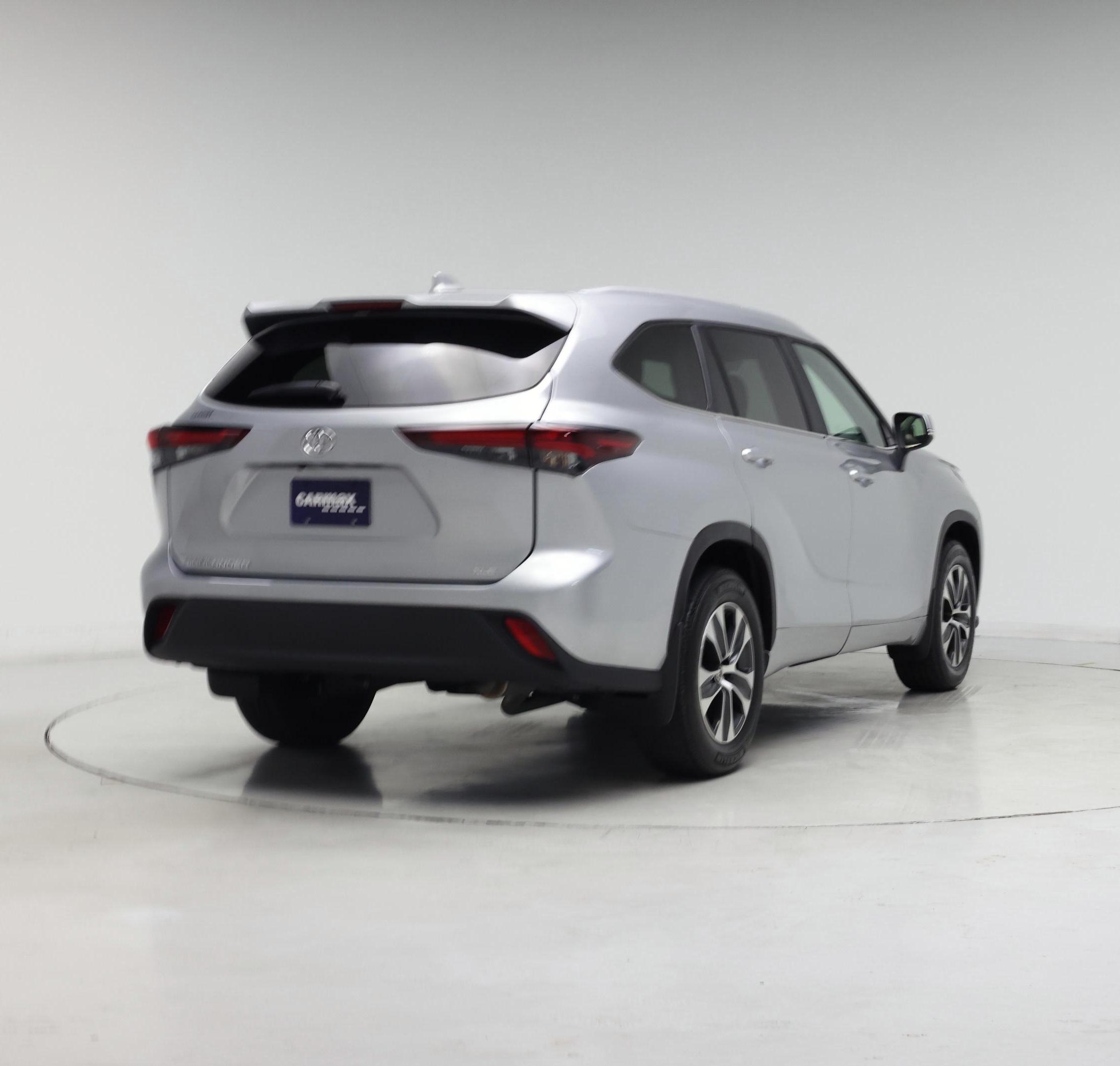 Thumbnail: 2025 Toyota Highlander - 8