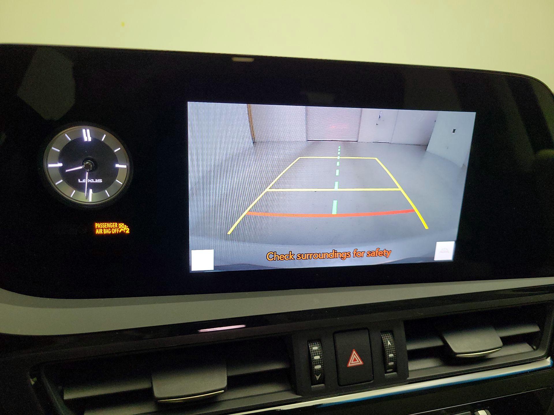 Thumbnail: 2025 Lexus ES - 15