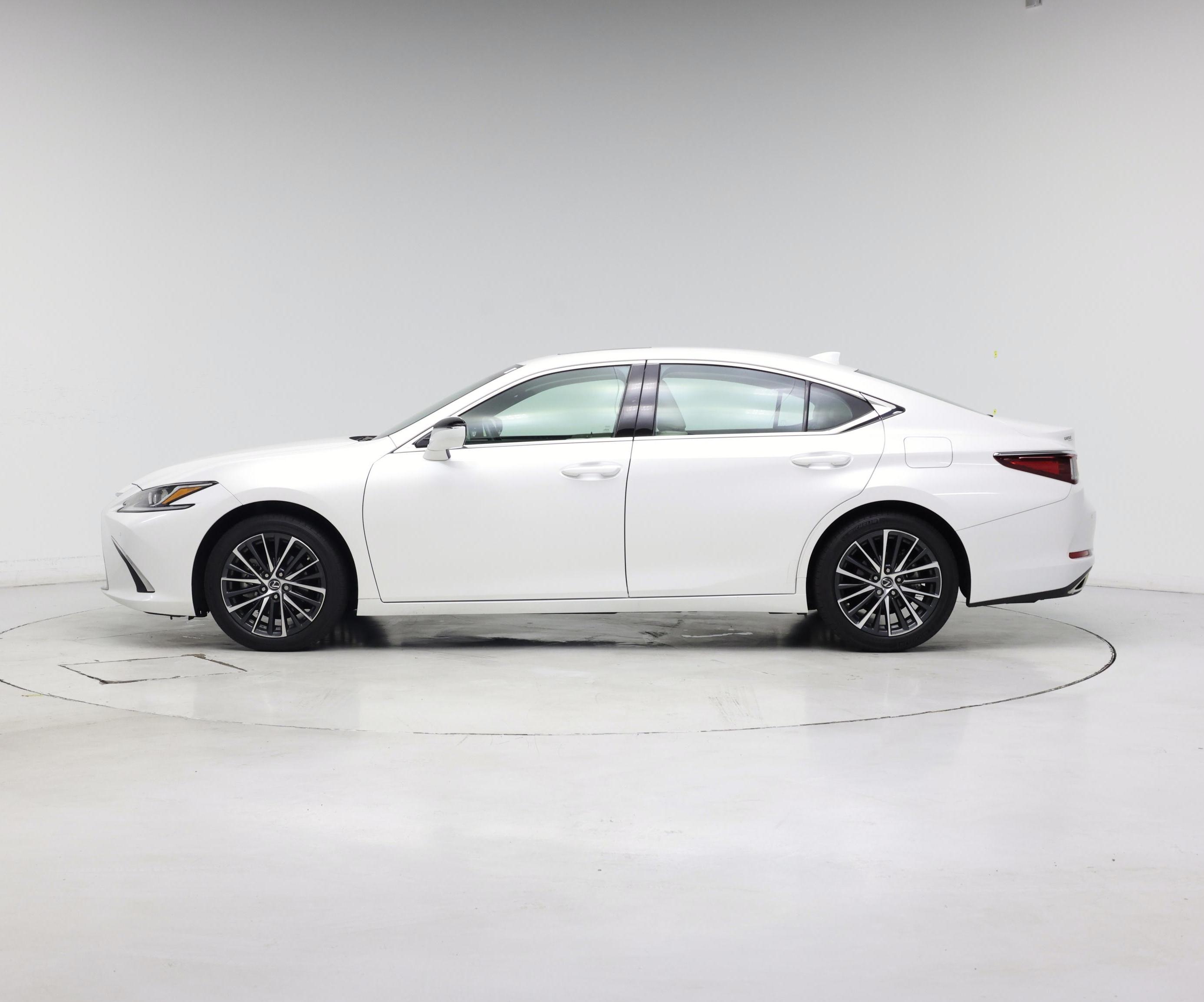 Thumbnail: 2025 Lexus ES - 3
