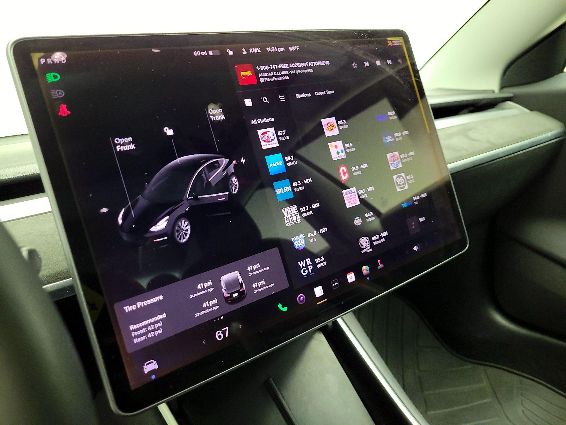 Thumbnail: 2019 Tesla Model 3 - 15