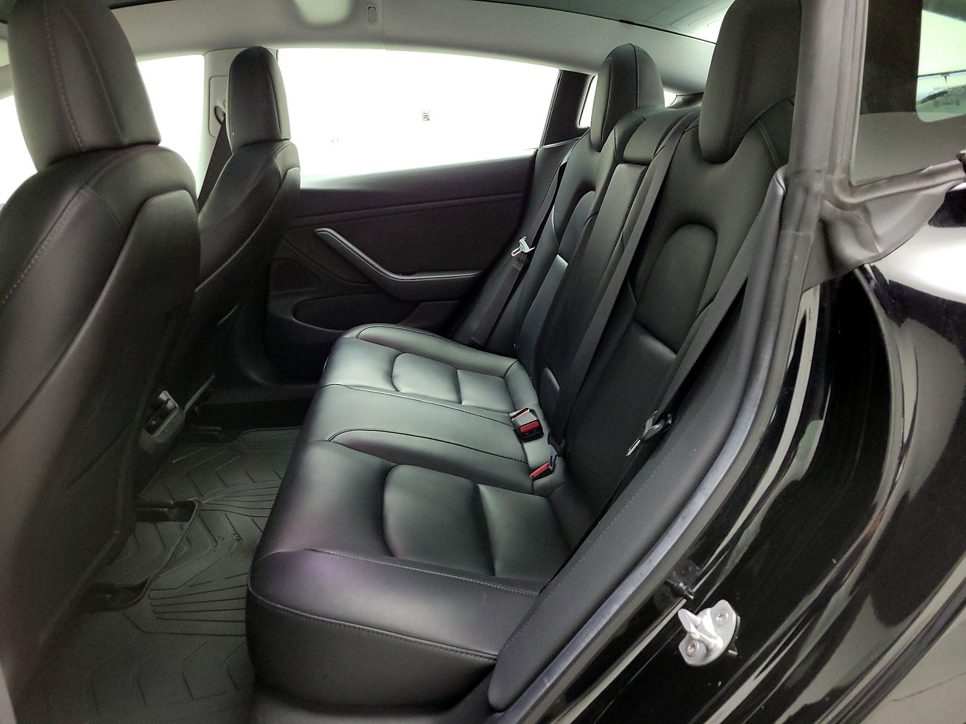 Thumbnail: 2019 Tesla Model 3 - 19