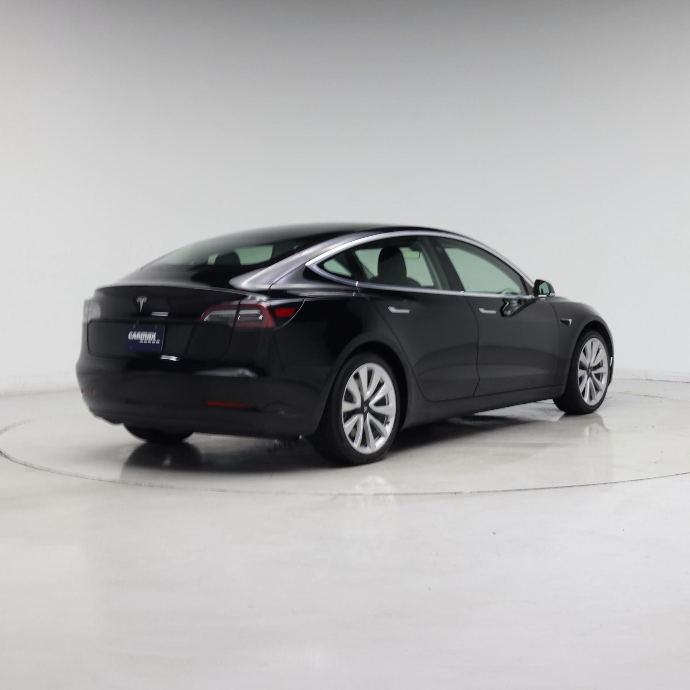 Thumbnail: 2019 Tesla Model 3 - 8