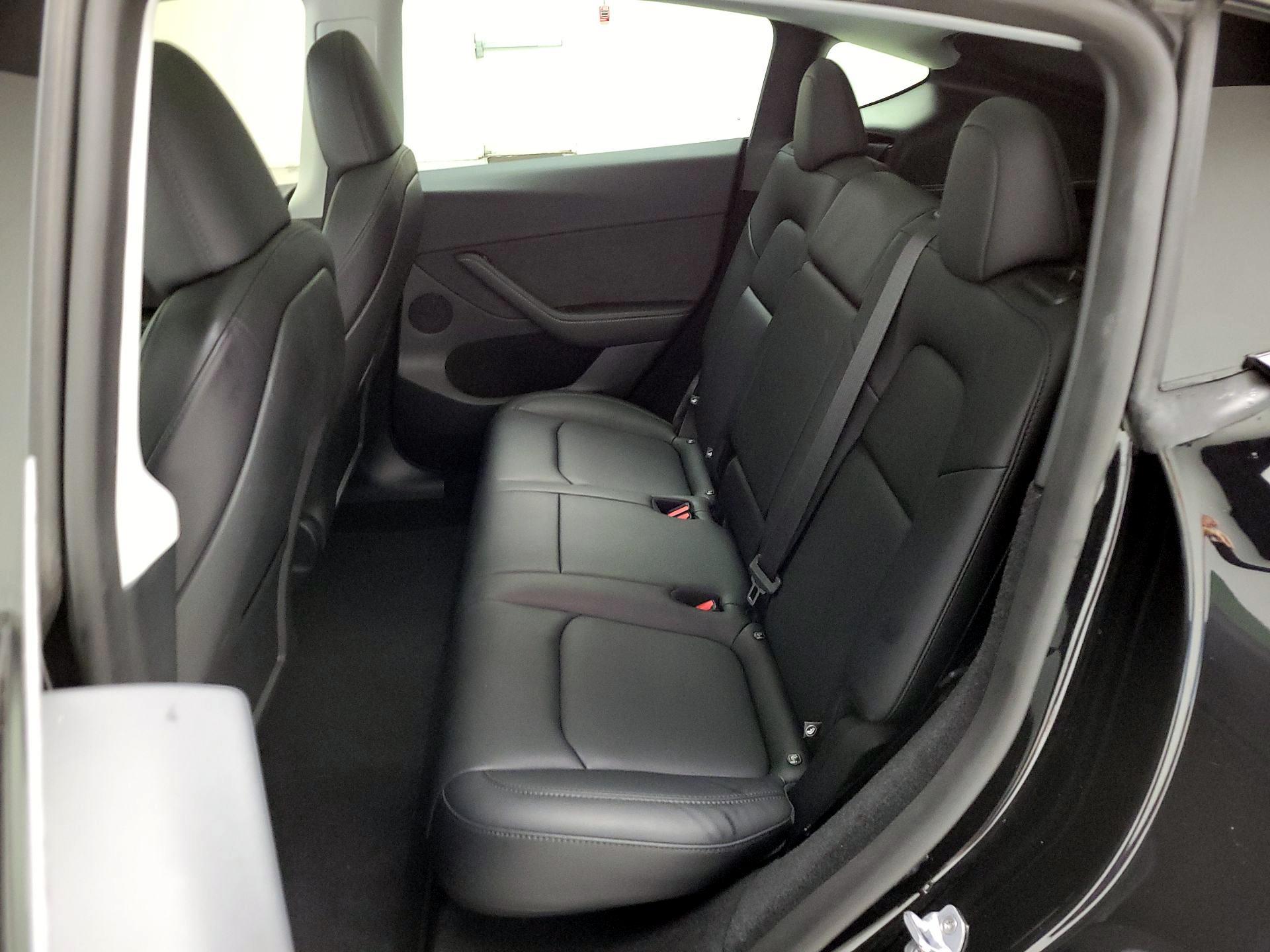 Thumbnail: 2025 Tesla Model Y - 20