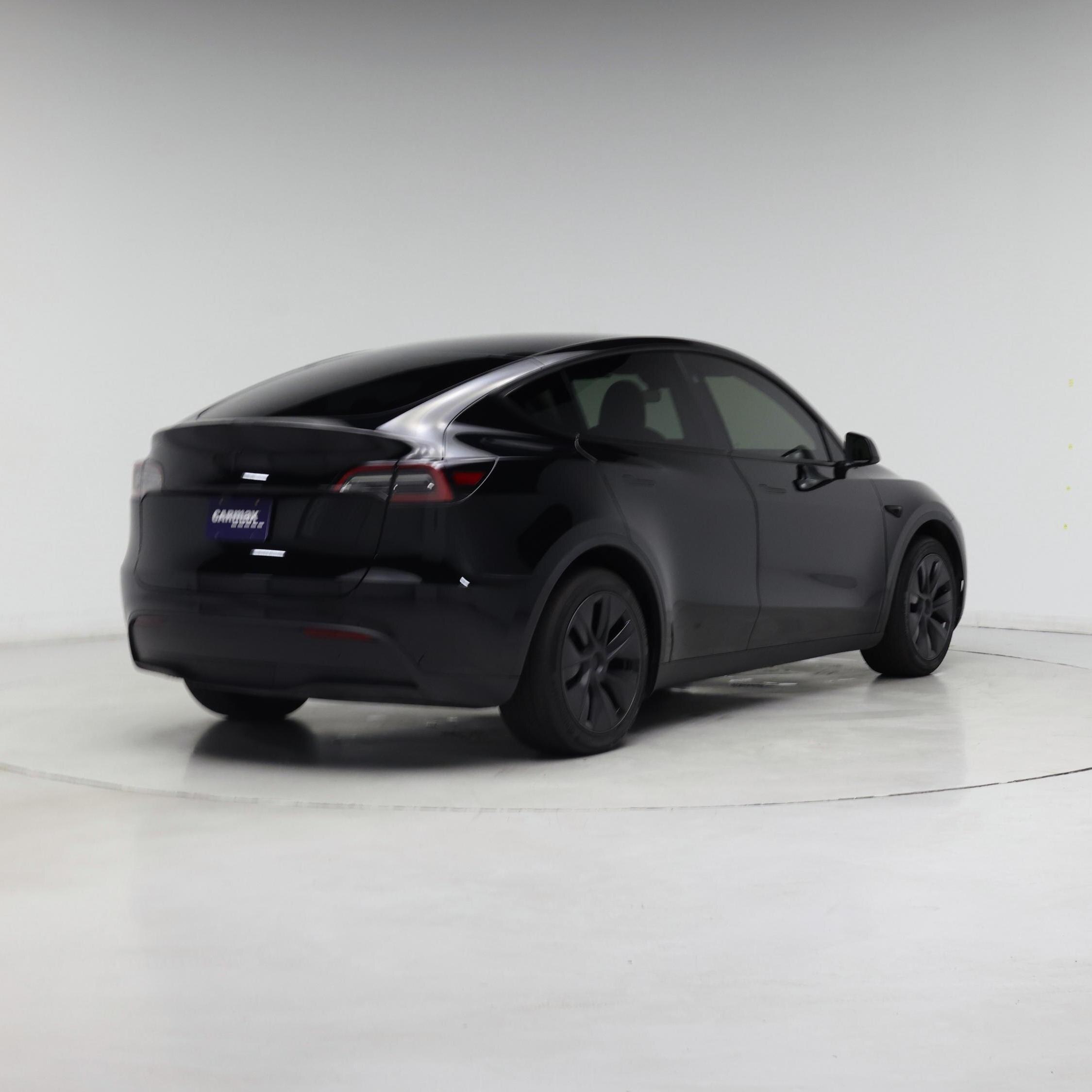 Thumbnail: 2025 Tesla Model Y - 8
