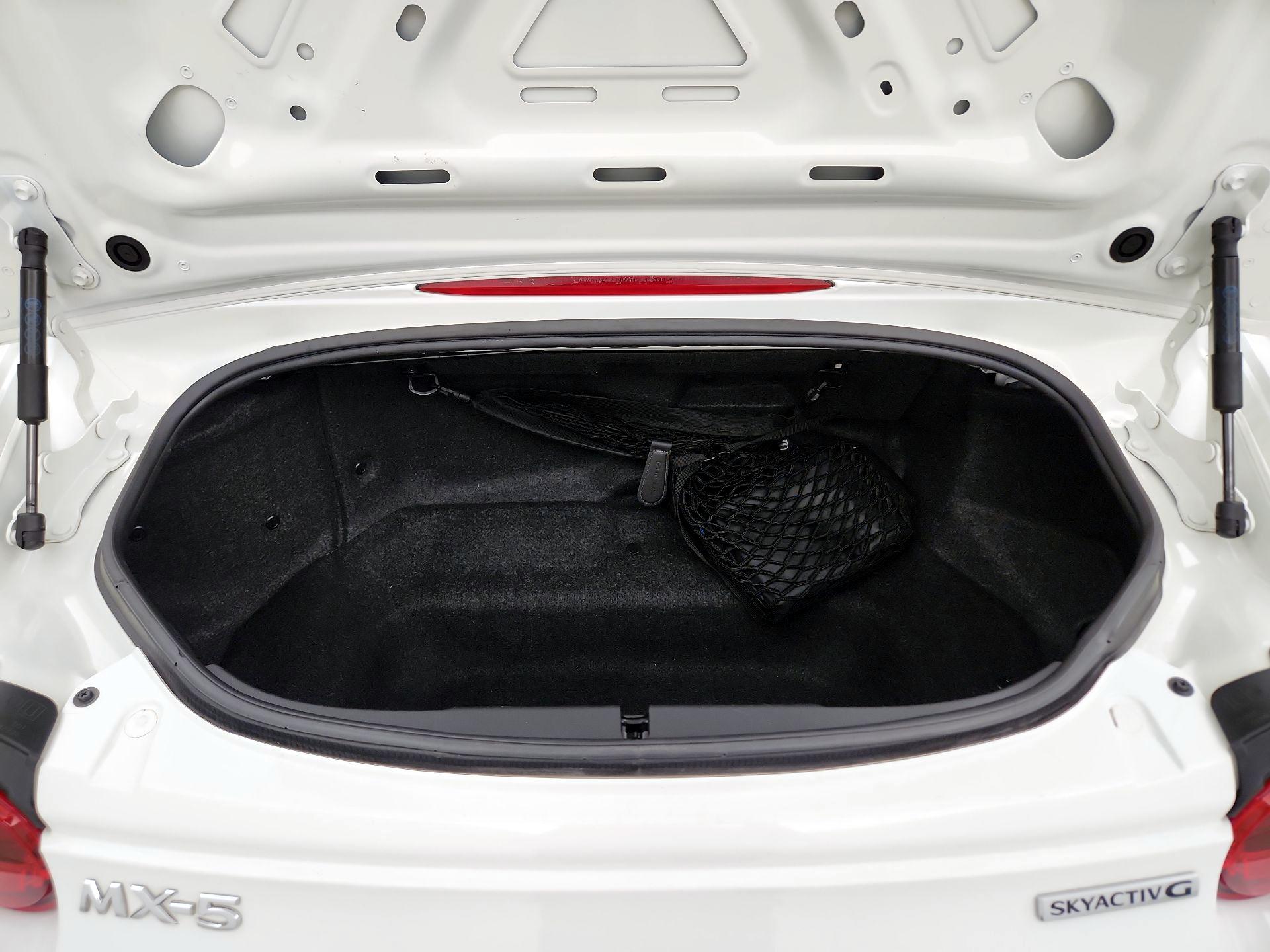 Thumbnail: 2021 Mazda MX-5 Miata - 19